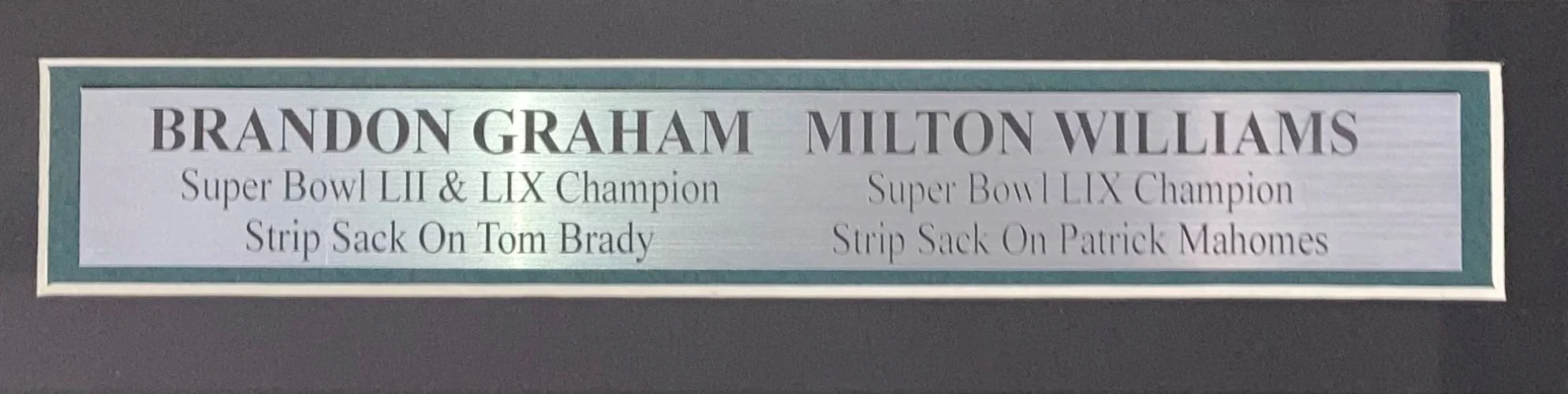 Graham Williams Signed Framed 16x20 Eagles Super Bowl Strip Sack Photo BAS - Image 2