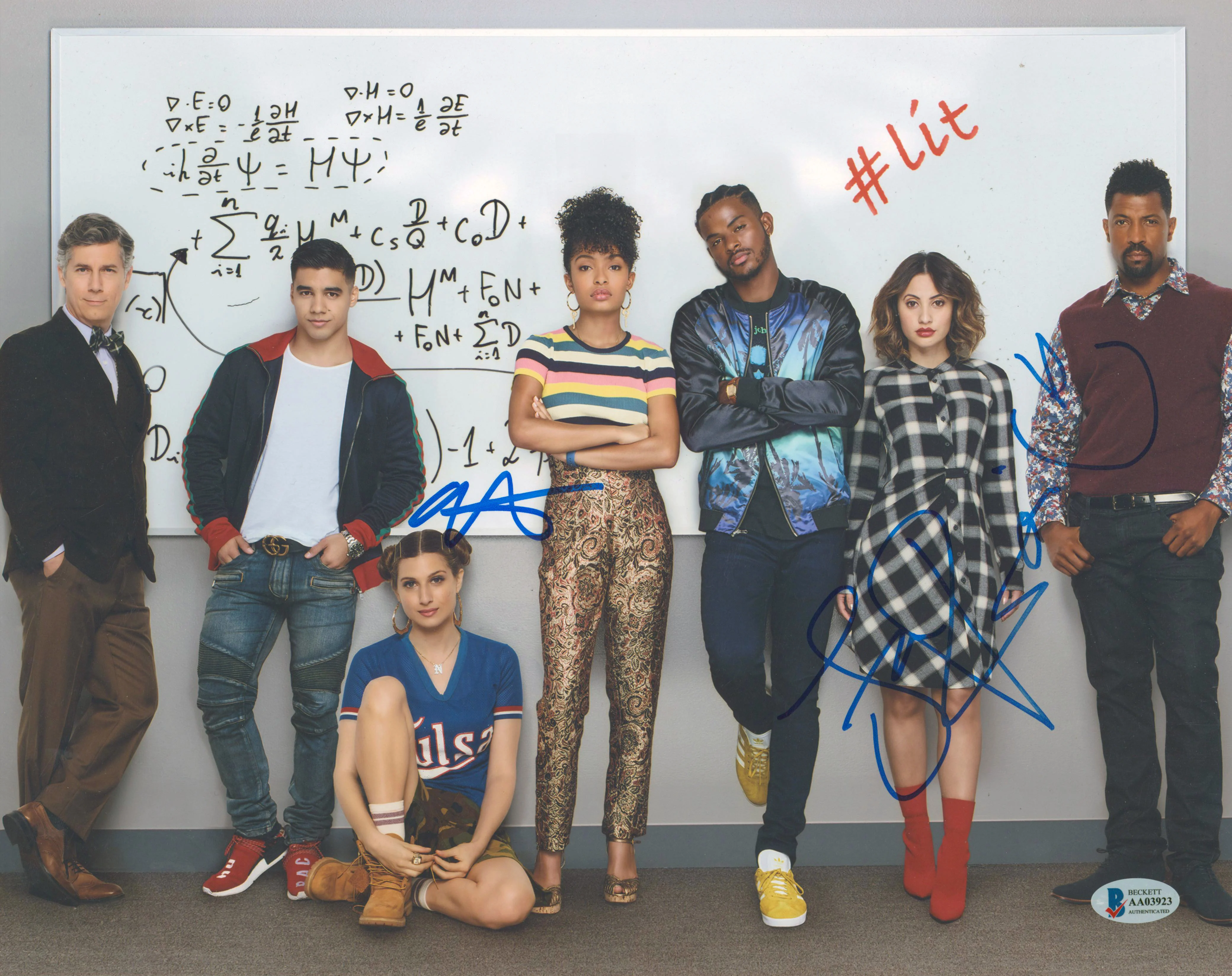 Grownish (3) Raisa, Arlook & Cole Authentic Signed 11x14 Photo BAS #AA03923 - Image 2