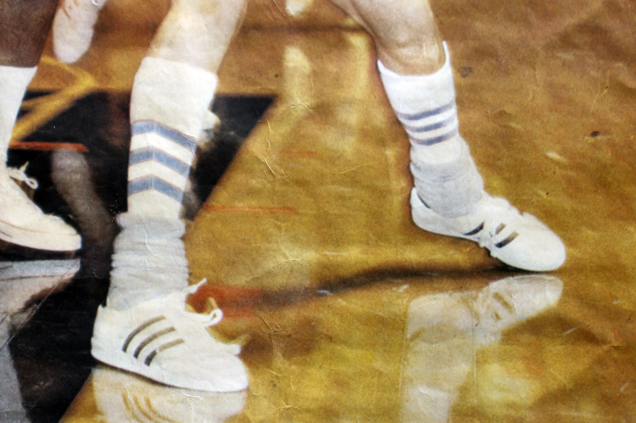 Hawks "Pistol" Pete Maravich Authentic Signed 20x30 Poster PSA/DNA & JSA LOA - Image 5