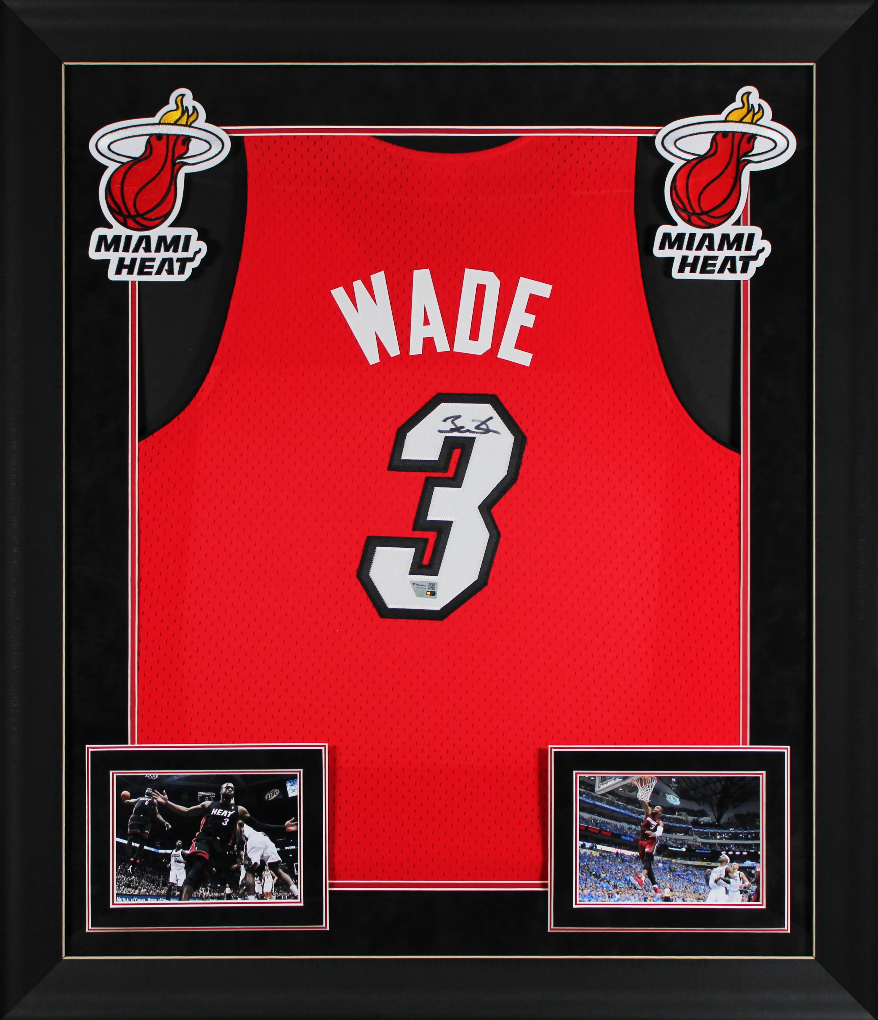 Heat Dwyane Wade Signed 2005-06 Red M&N HWC Swingman Framed Jersey Fanatics - Image 2