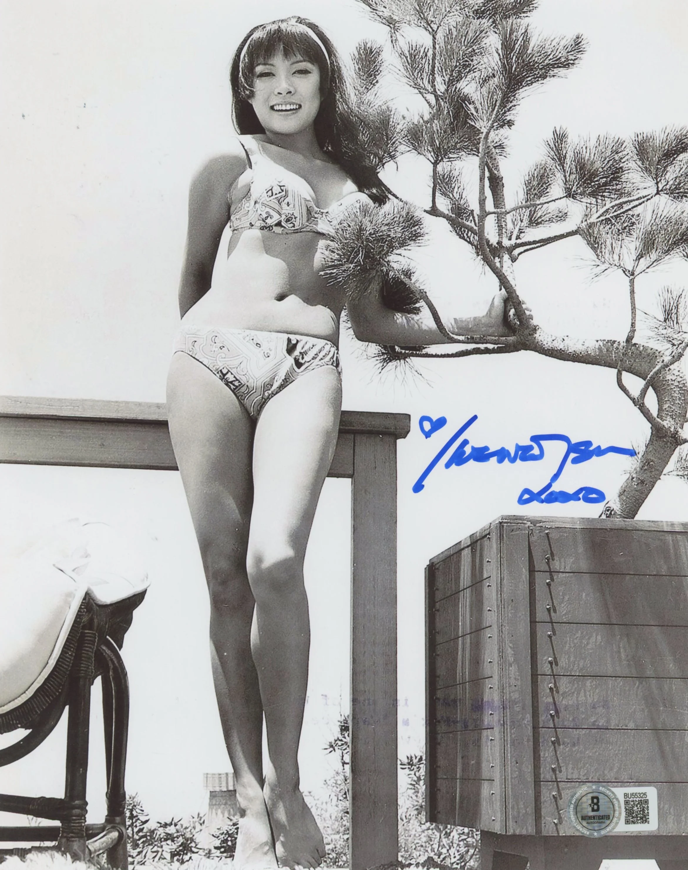 Irene Tsu Paradise, Hawaiian Style "XOXO" Authentic Signed 8x10 Photo BAS 3 - Image 2