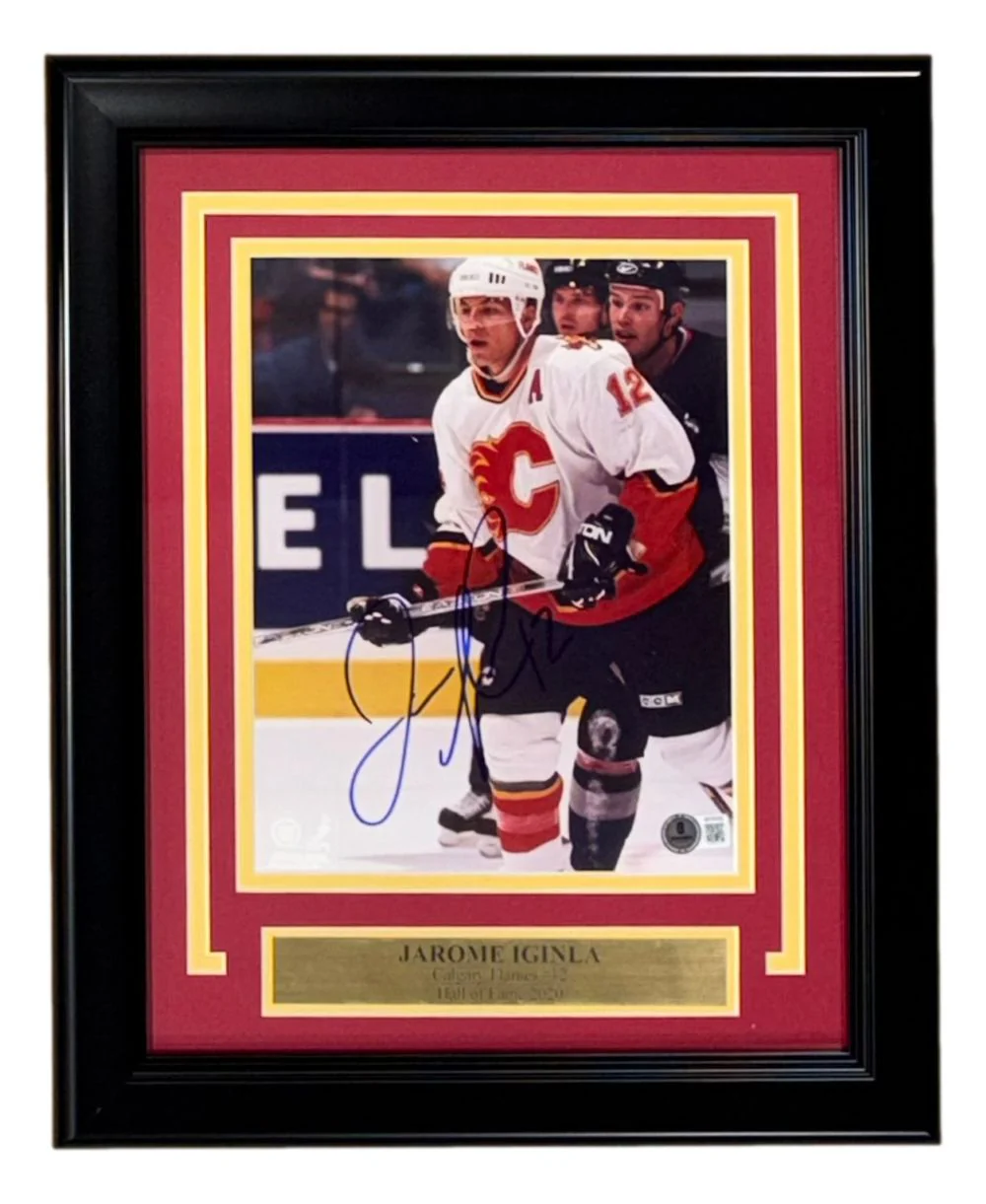 Jarome Iginla Signed Framed 8x10 Calgary Flames Photo BAS