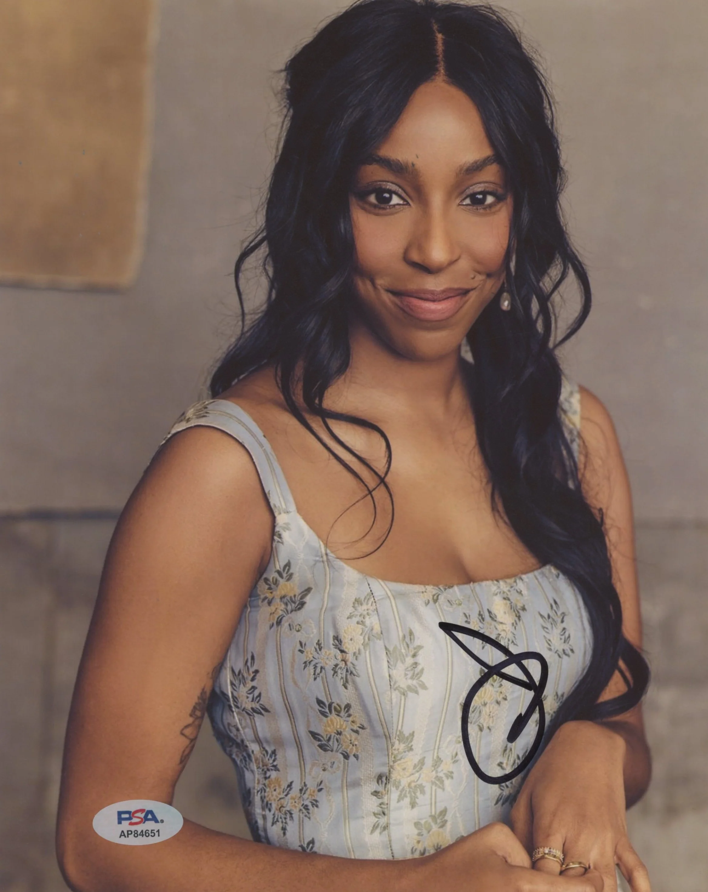 Jessica Williams Road House Authentic Signed 8x10 Vertical Photo PSA/DNA AP84651 - Image 2