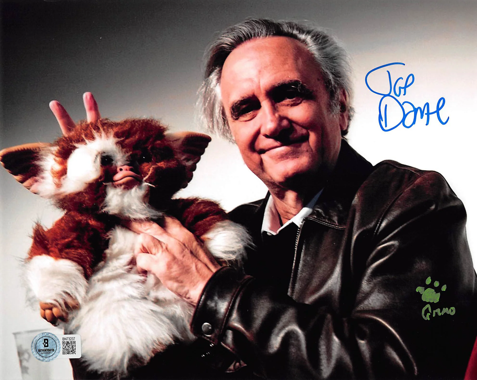 Joe Dante Gremlins "Gizmo" Authentic Signed 8x10 Horizontal Photo BAS 1 - Image 2
