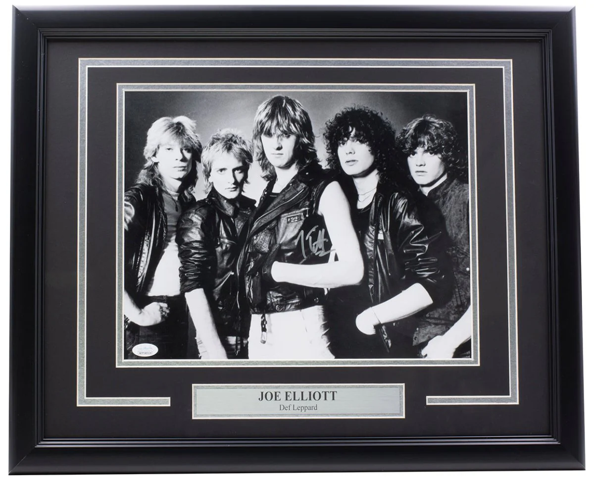 Joe Elliott Signed Framed 11x14 Def Leppard Black And White Photo JSA ITP
