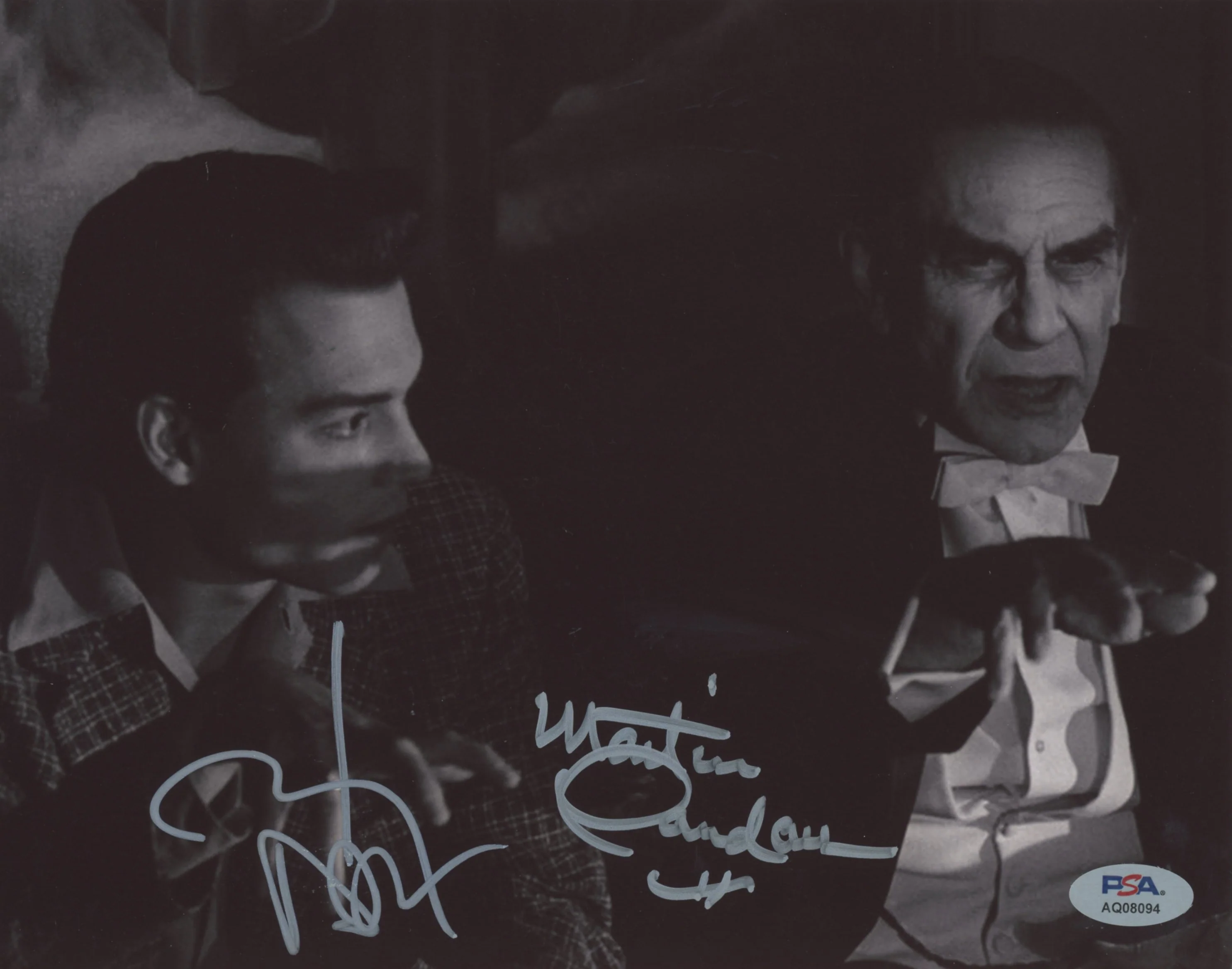 Johnny Depp & Martin Landau Ed Wood Authentic Signed 8x10 Photo PSA/DNA #AQ08094