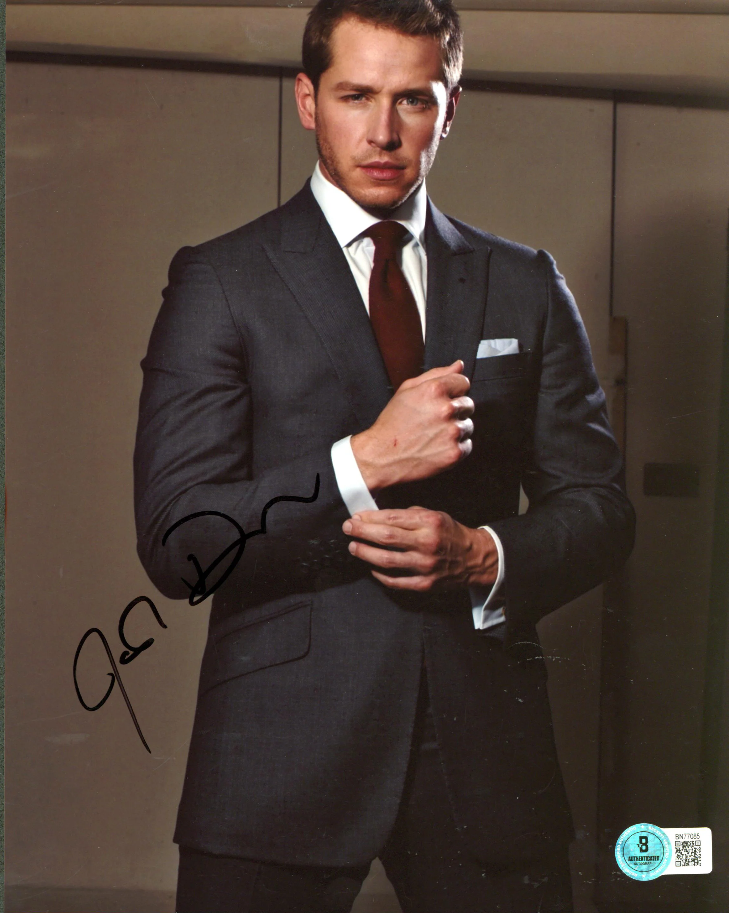 Josh Dallas Once Upon a Time Authentic Signed 8x10 Photo BAS #BN77085 - Image 2