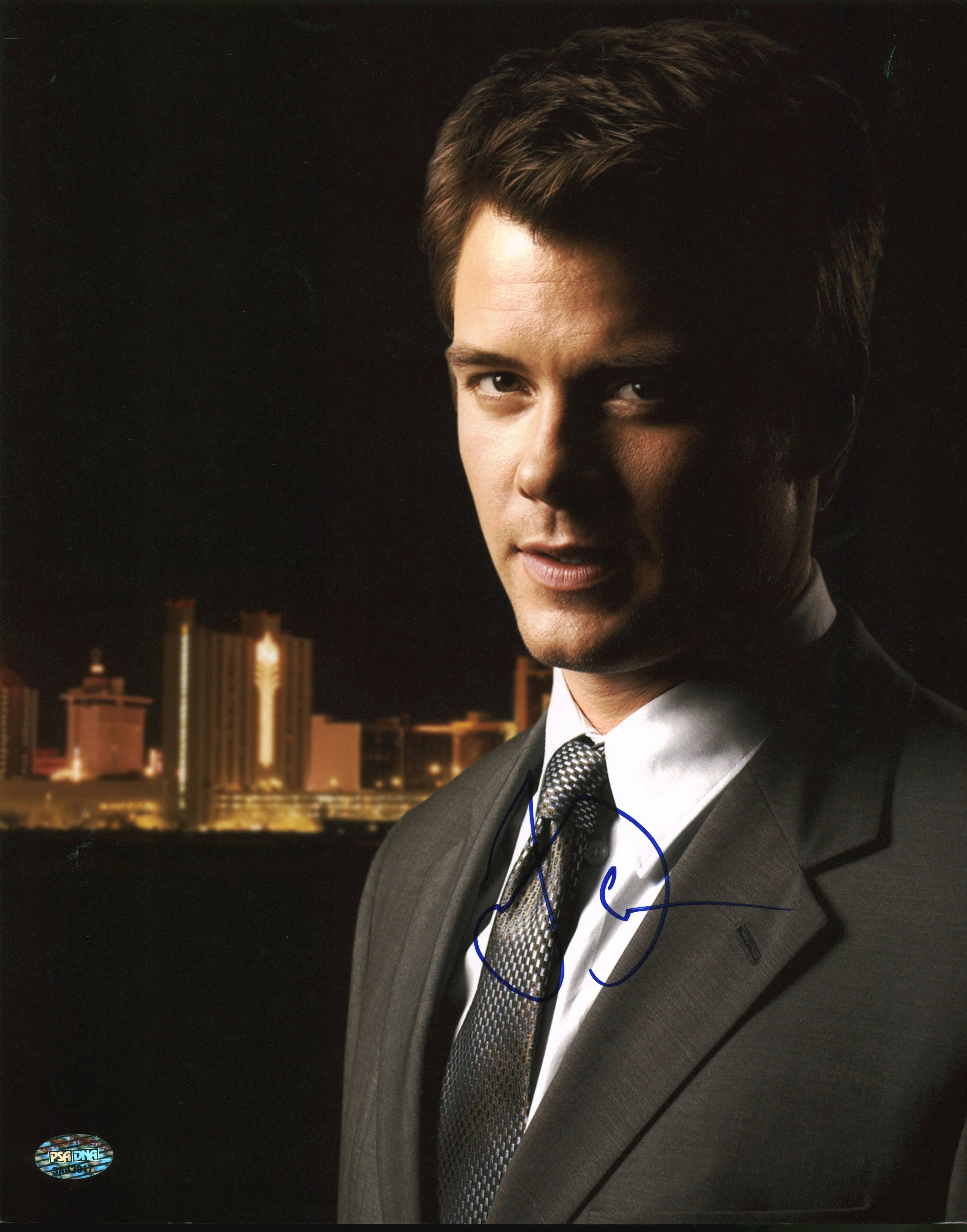 Josh Duhamel Las Vegas Authentic Signed 11x14 Photo Autographed PSA Itp #3A43017
