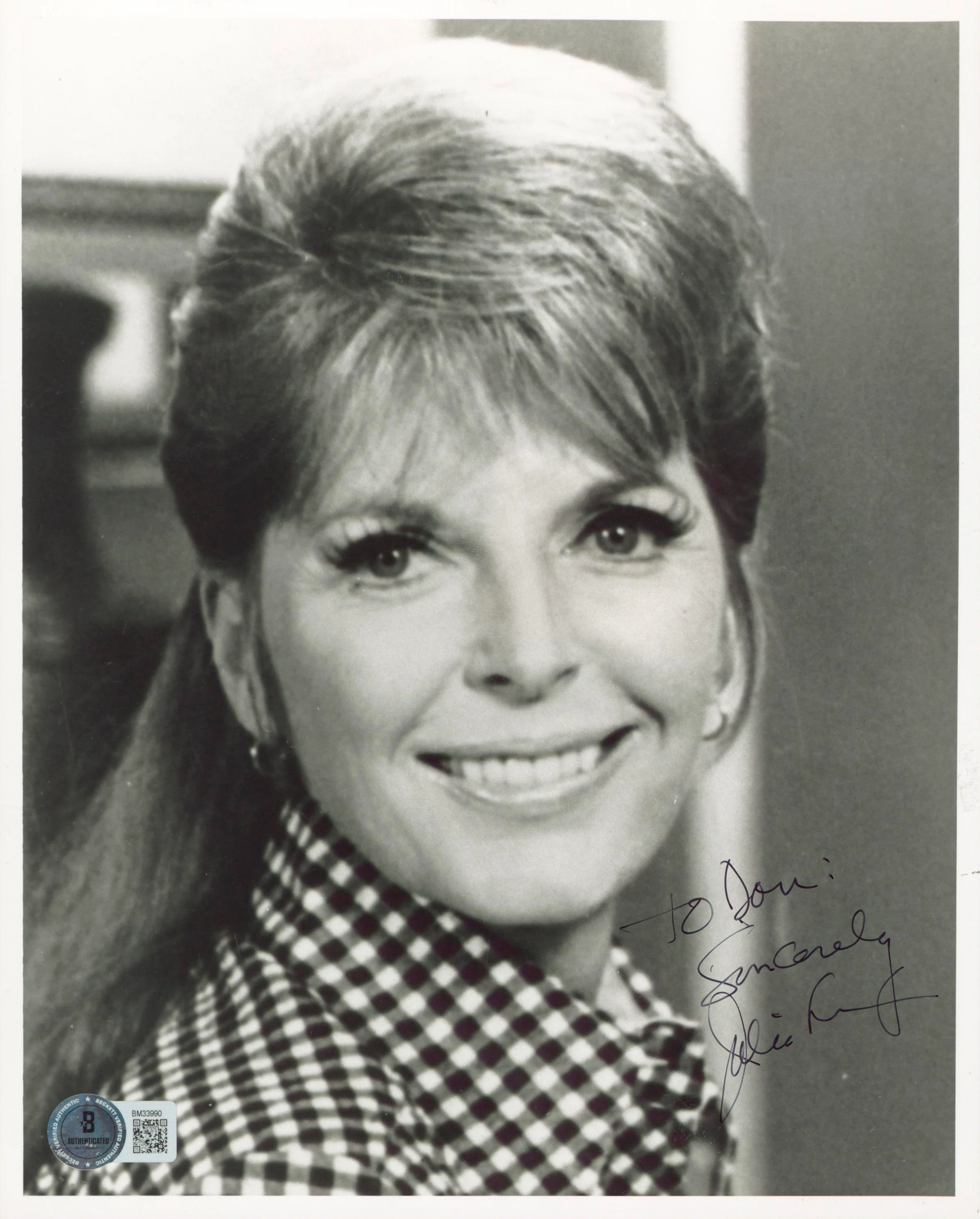 Julie London Emergency! "Sincerely" Authentic Signed 8x10 Photo BAS #BM33990