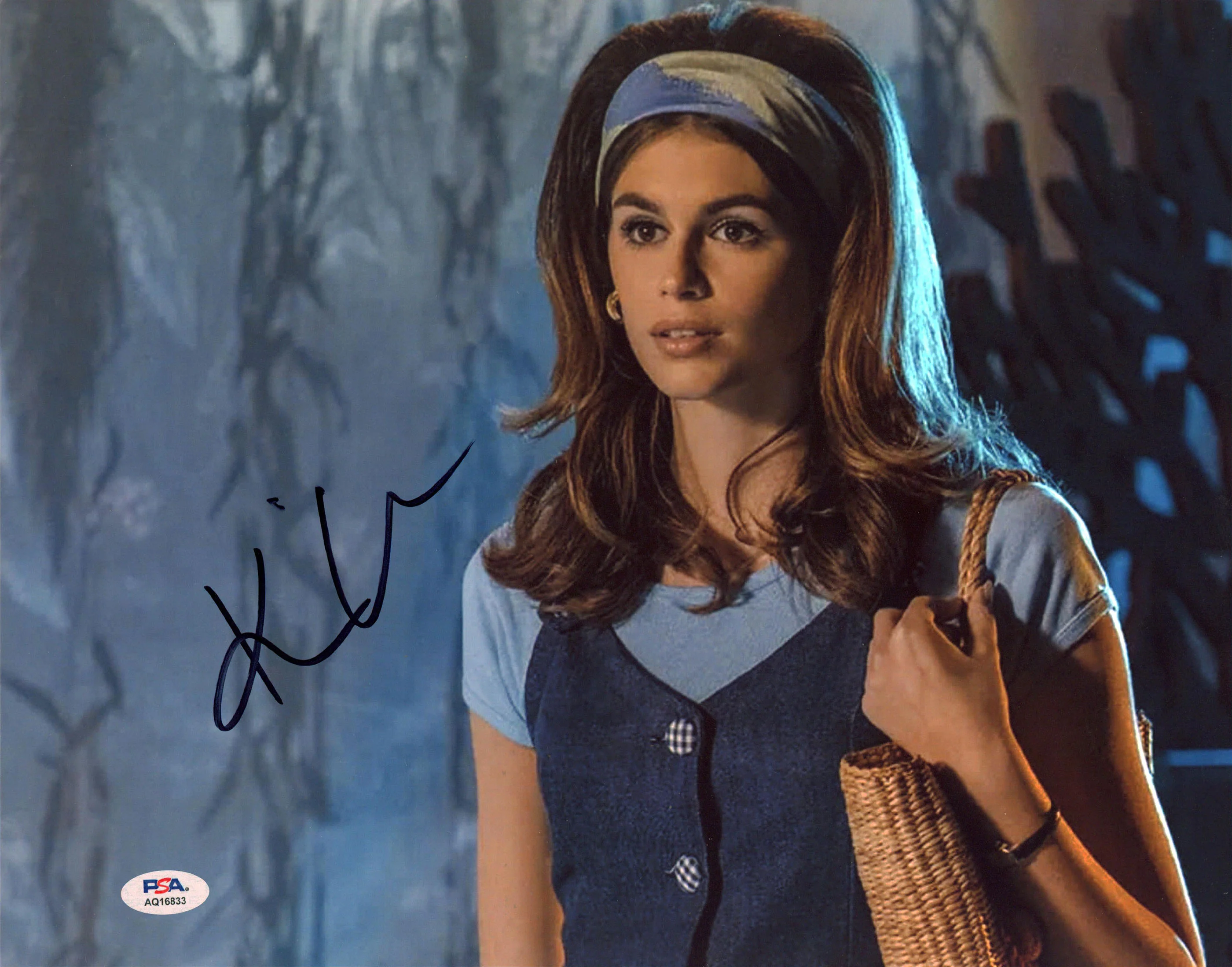 Kaia Gerber Palm Royale Authentic Signed 11x14 Horizontal Photo PSA/DNA #AQ16833 - Image 2