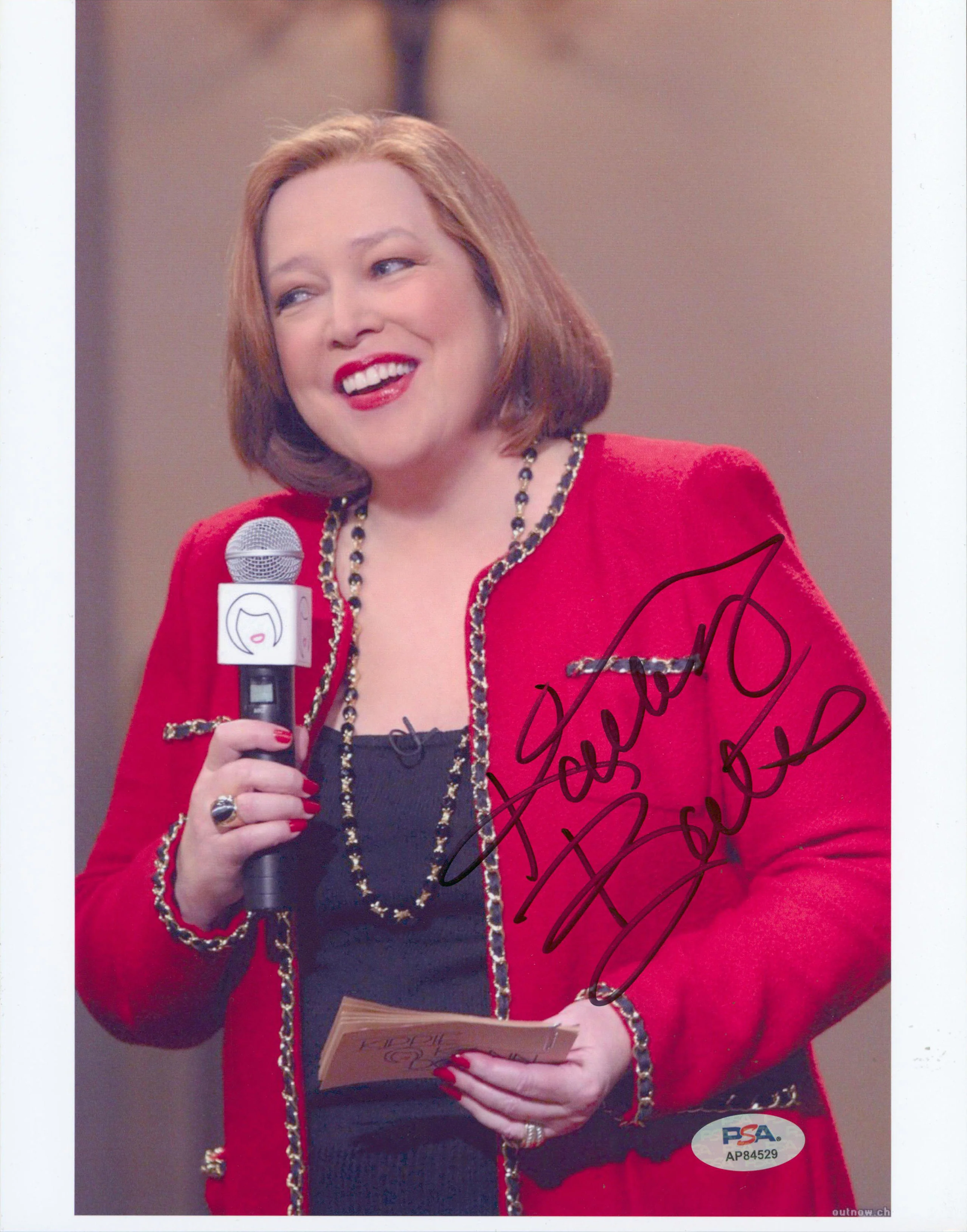 Kathy Bates Misery Authentic Signed 8.5x11 Vertical Photo PSA/DNA #AP84529 - Image 2