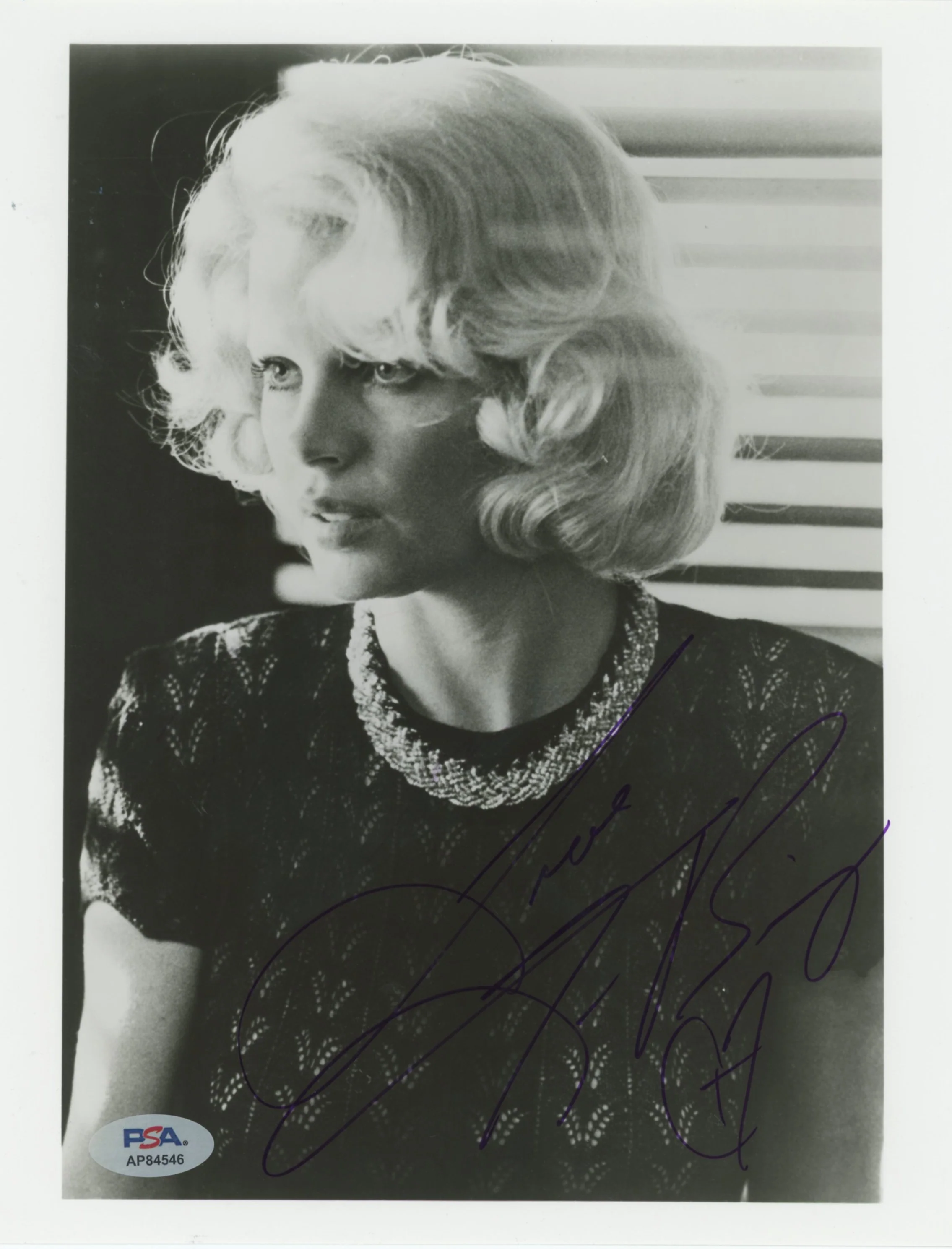 Kim Bassinger The Natural Authentic Signed 8x10 Vertical Photo PSA/DNA #AP84546 - Image 2