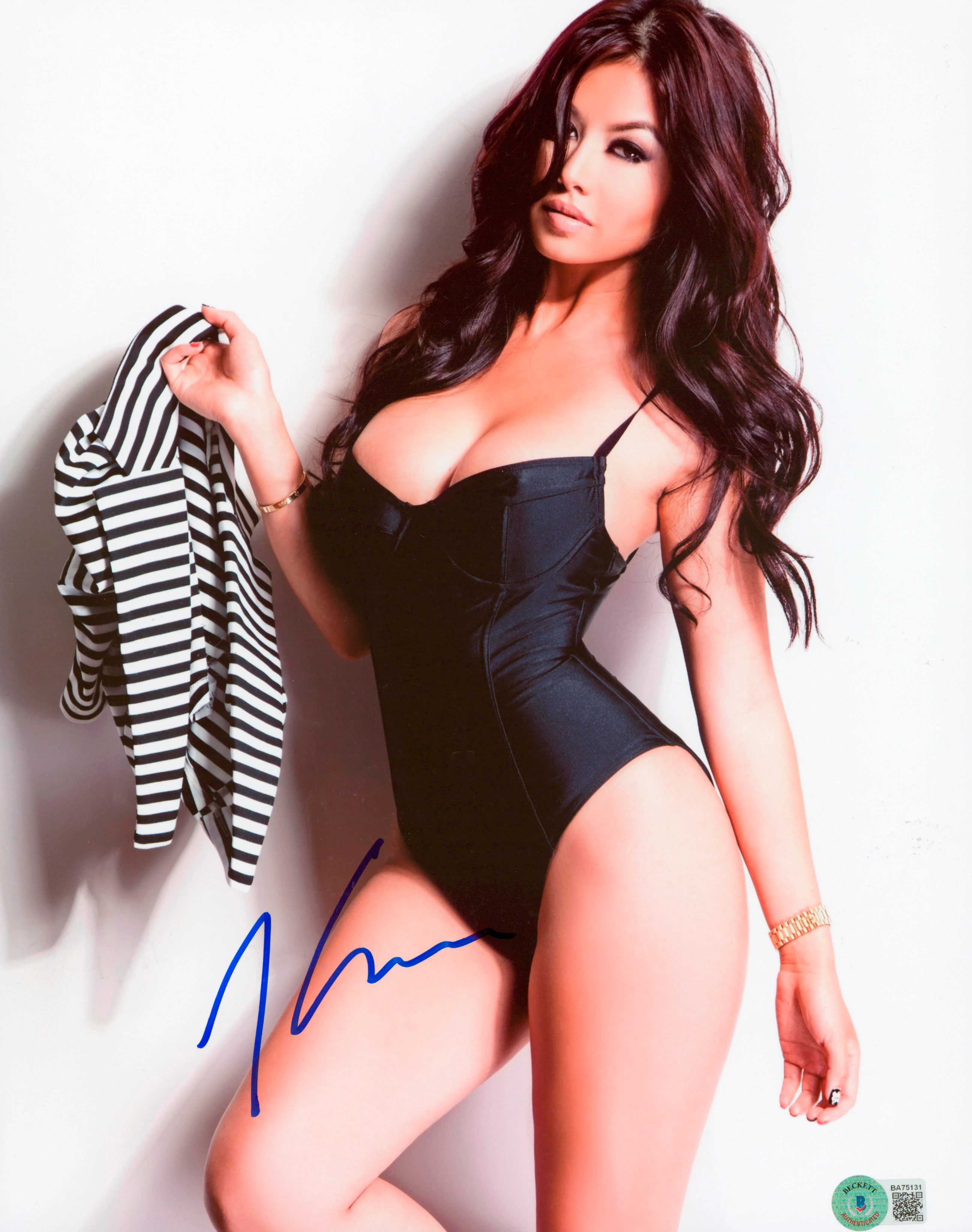 Kim Lee Bling Empire Authentic Signed 11x14 Sexy Photo Autographed BAS #BA75131