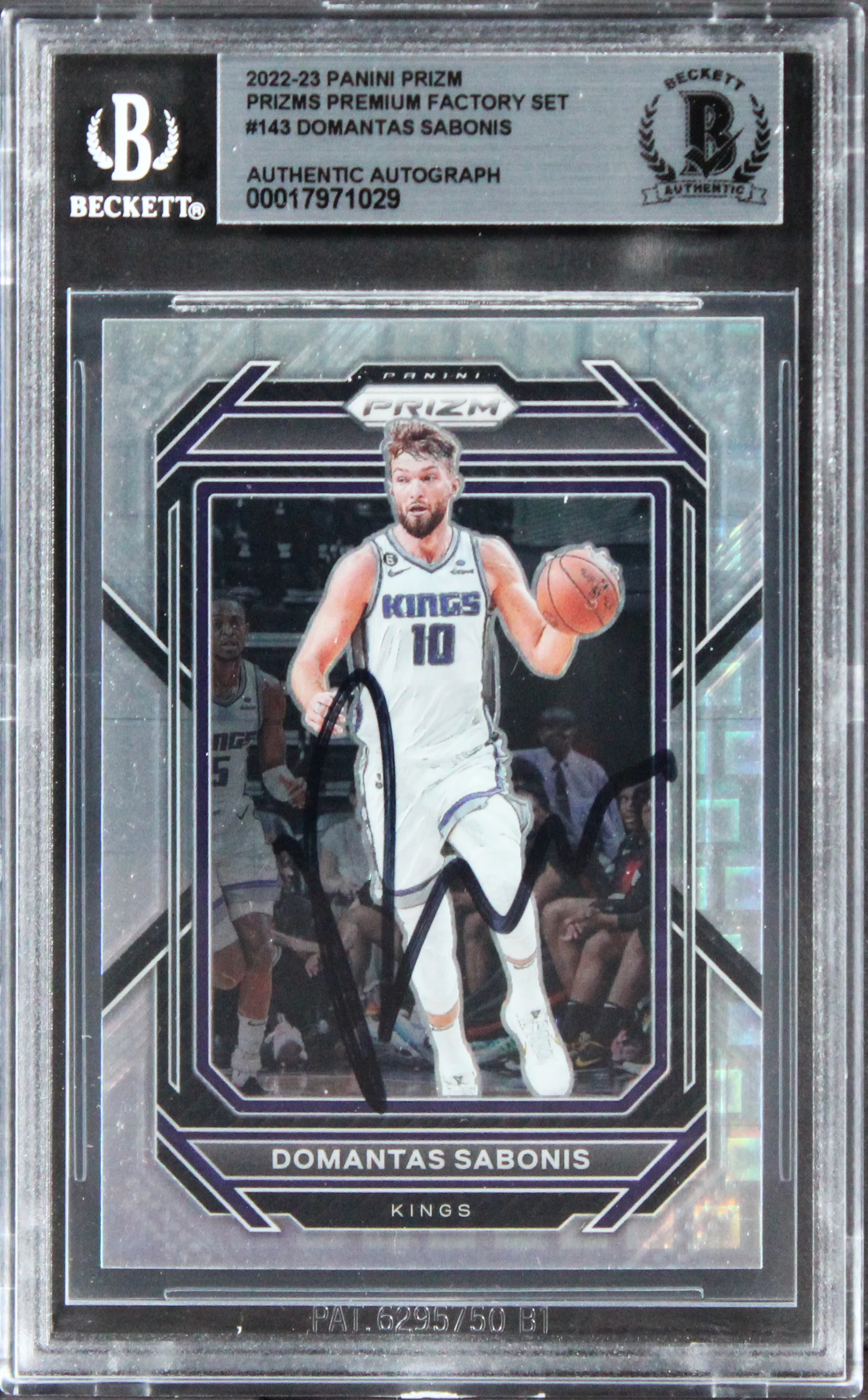 Kings Domantas Sabonis Signed 2022 Panini Prizm Premium FS #143 Card BAS Slabbed - Image 2
