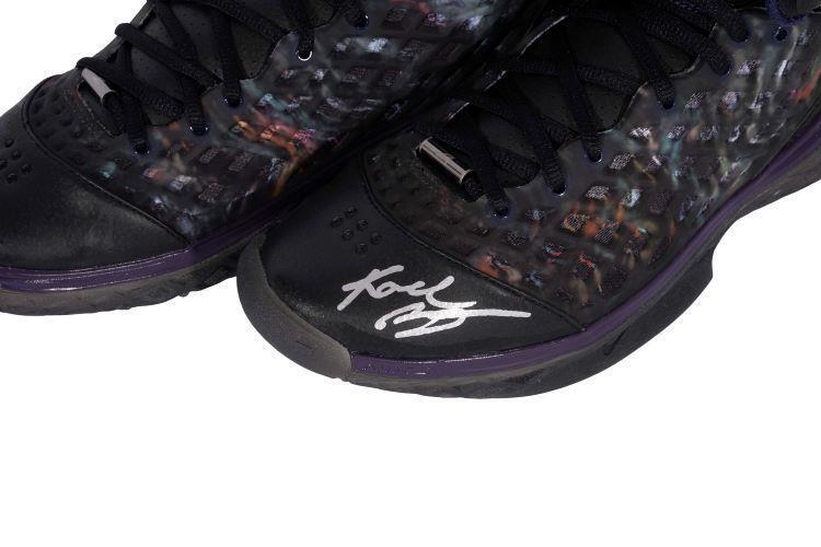 Kobe Bryant Lakers Signed Nike Zoom Kobe III Prelude Shoes Panini - Image 2