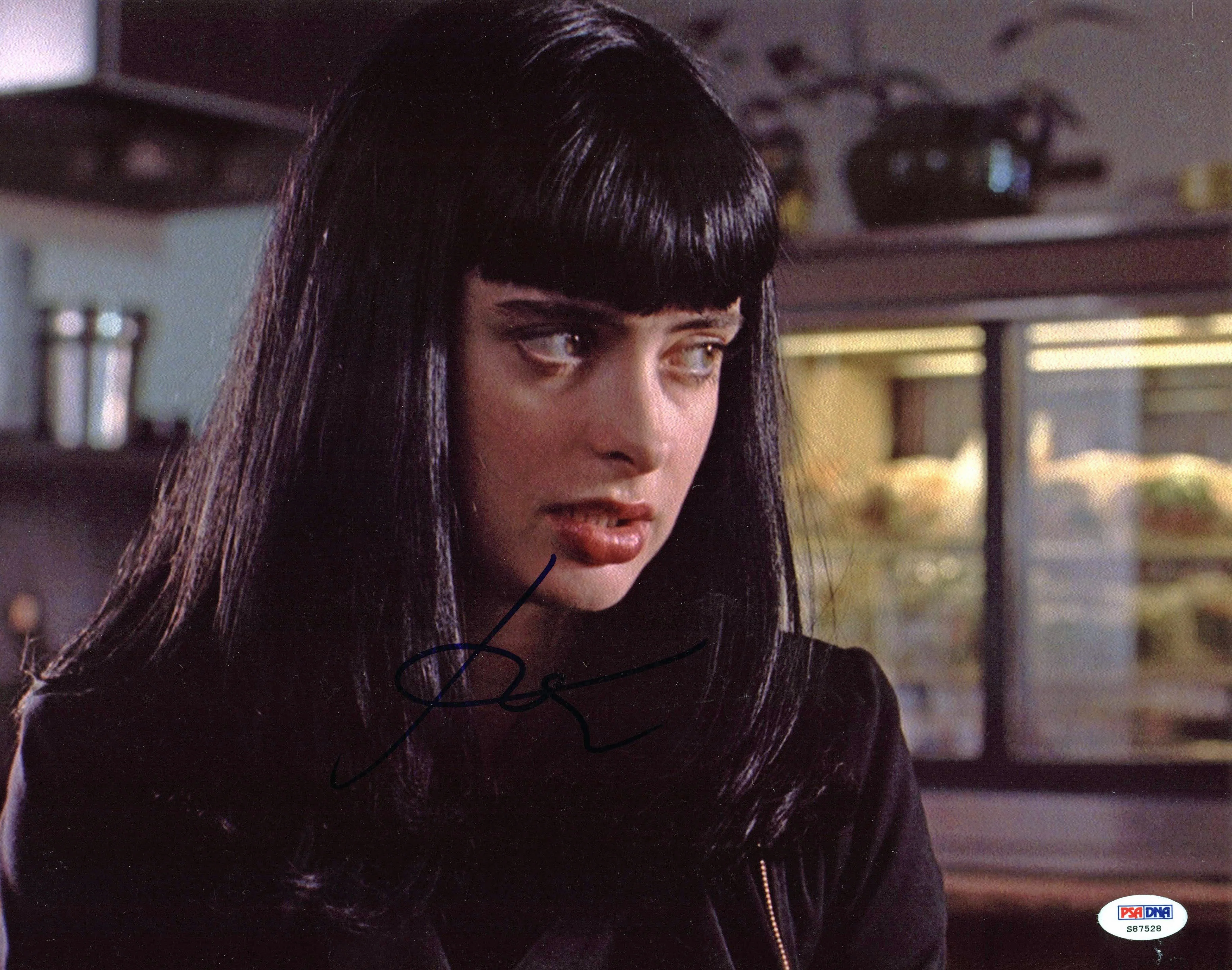 Krysten Ritter Don_T Trust The B Signed Authentic 11X14 Photo PSA/DNA #S87528