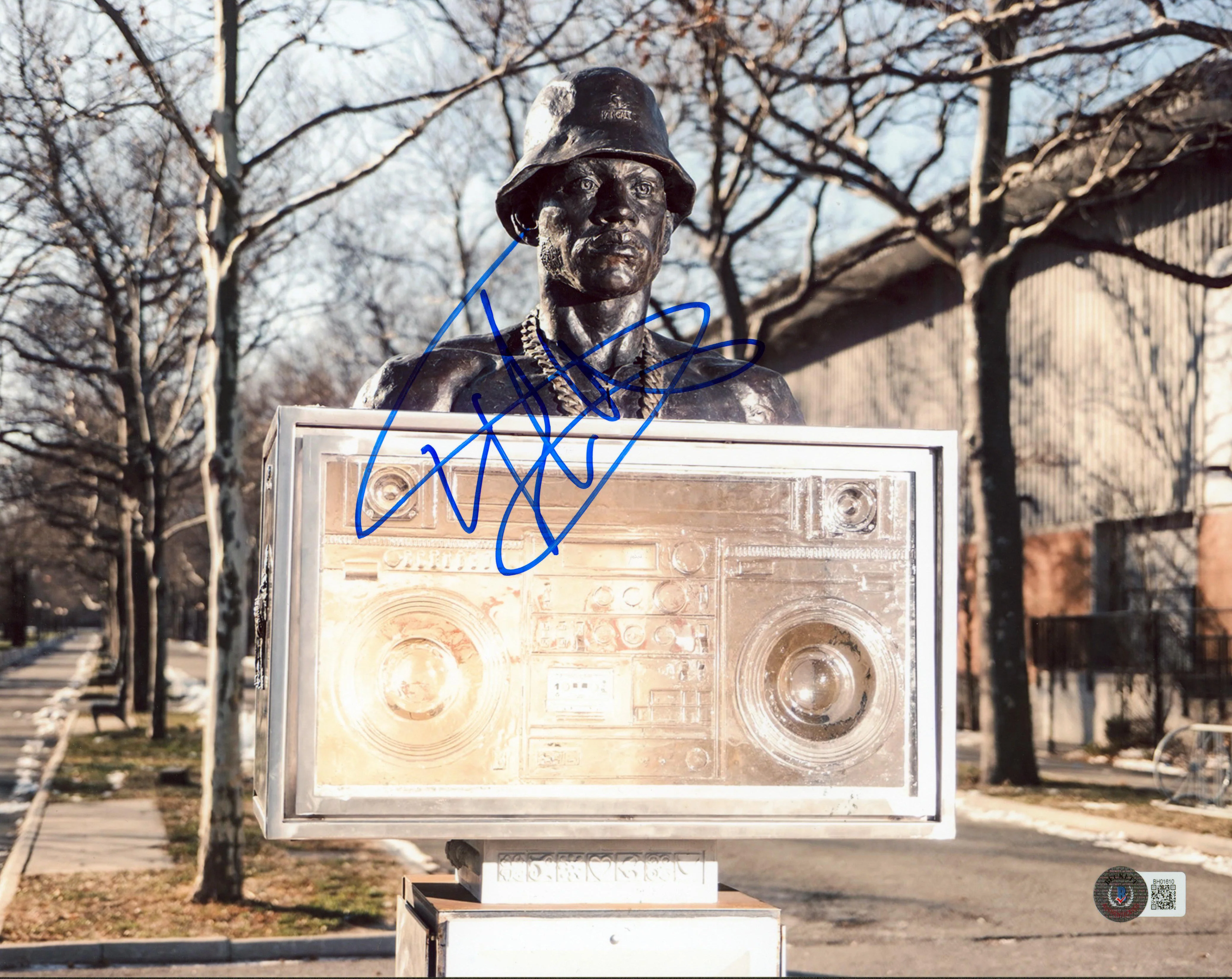 L.L. Cool J Rapper Authentic Signed 11x14 Photo Autographed BAS #BH01610