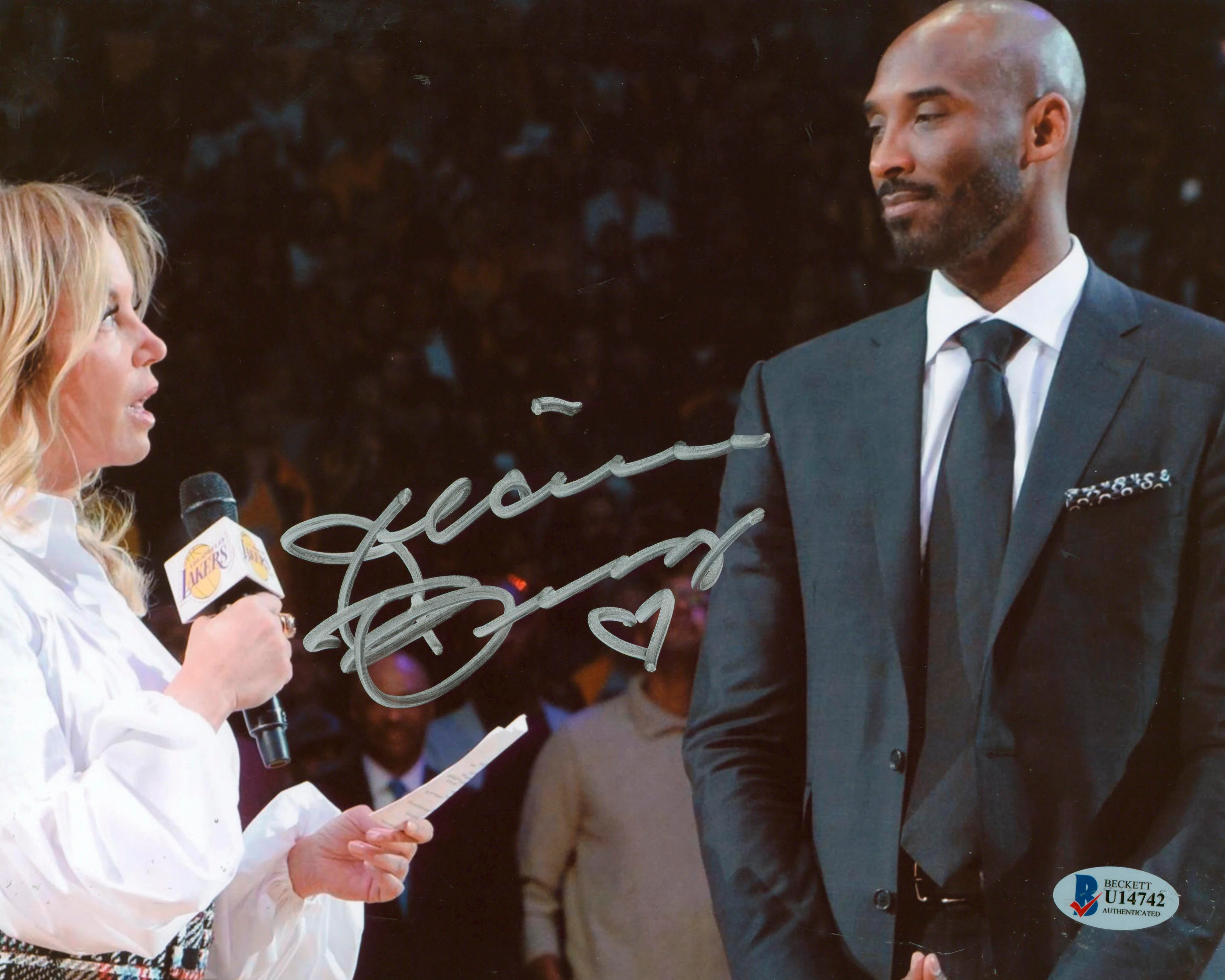 Lakers Jeanie Buss Authentic Signed 8x10 Photo Autographed BAS #U14742