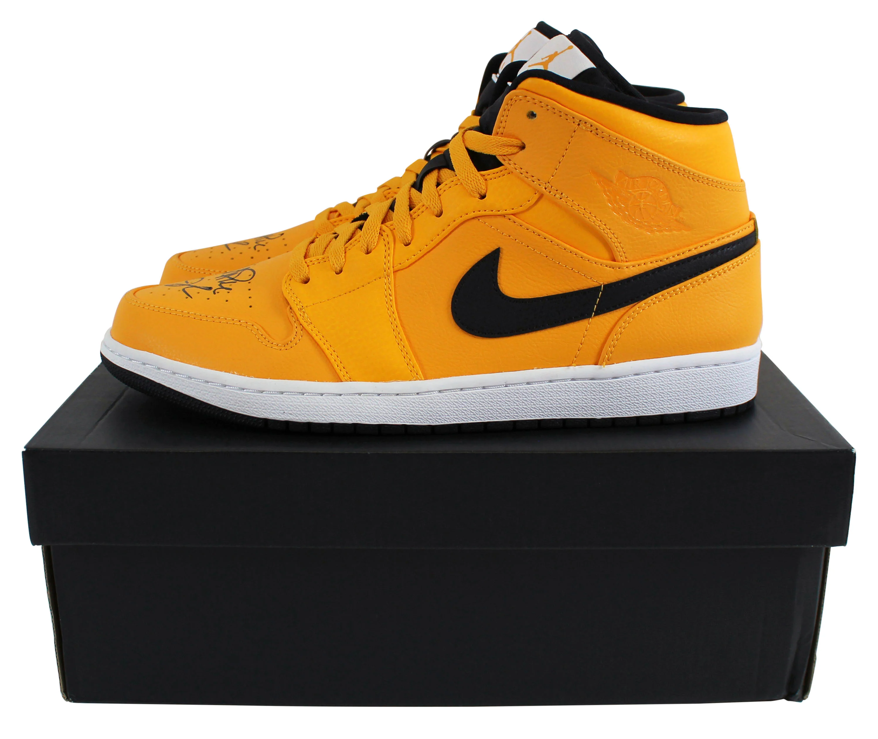 Lakers Magic Johnson Authentic Signed Air Jordan 1 Mid Shoes w/ Box BAS Witness - Image 6