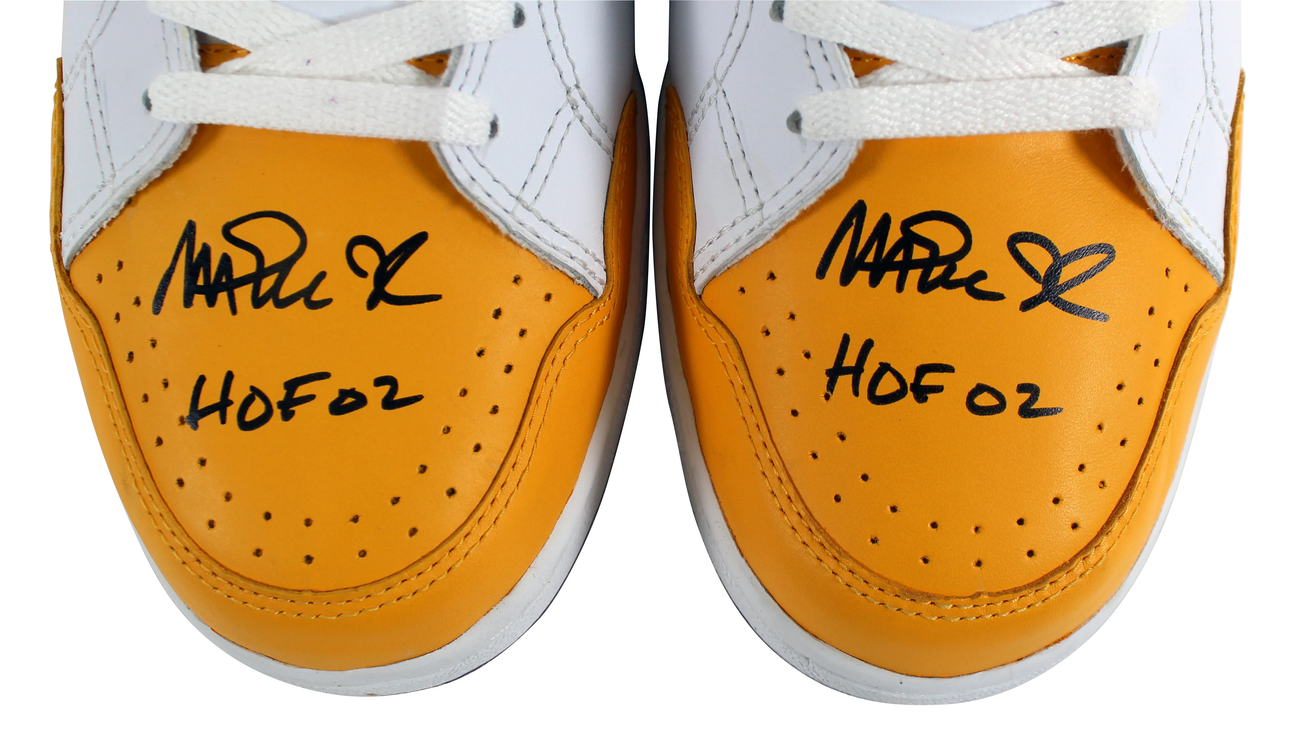 Lakers Magic Johnson "HOF 02" Authentic Signed Converse Weapon Shoes BAS Witness - Image 3
