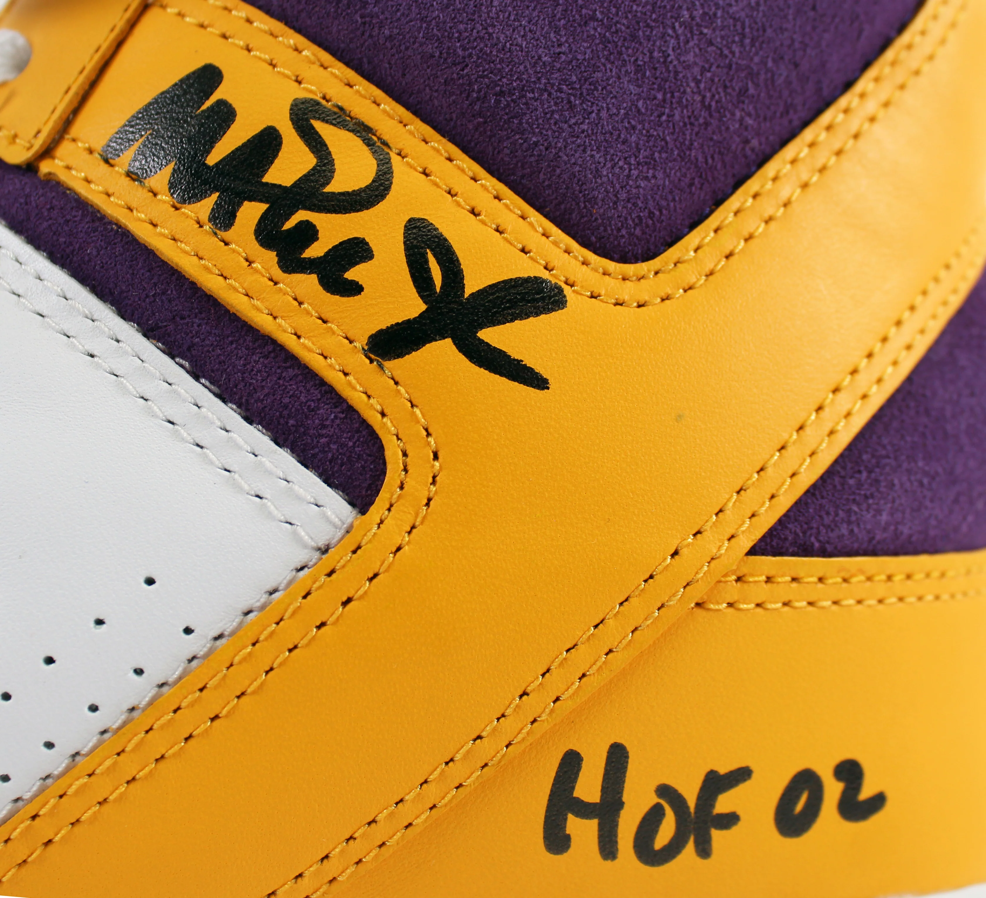 Lakers Magic Johnson "HOF 02" Signed Converse Weapon Shoes w/Box BAS Witness - Image 8