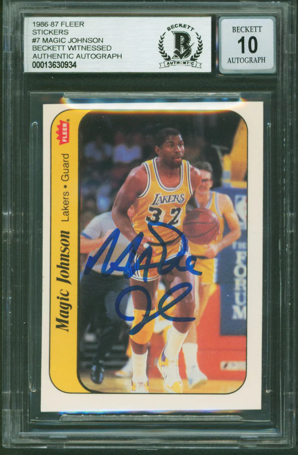 Lakers Magic Johnson Signed 1986 Fleer Stickers #7 Card Auto 10! BAS Slabbed - Image 2
