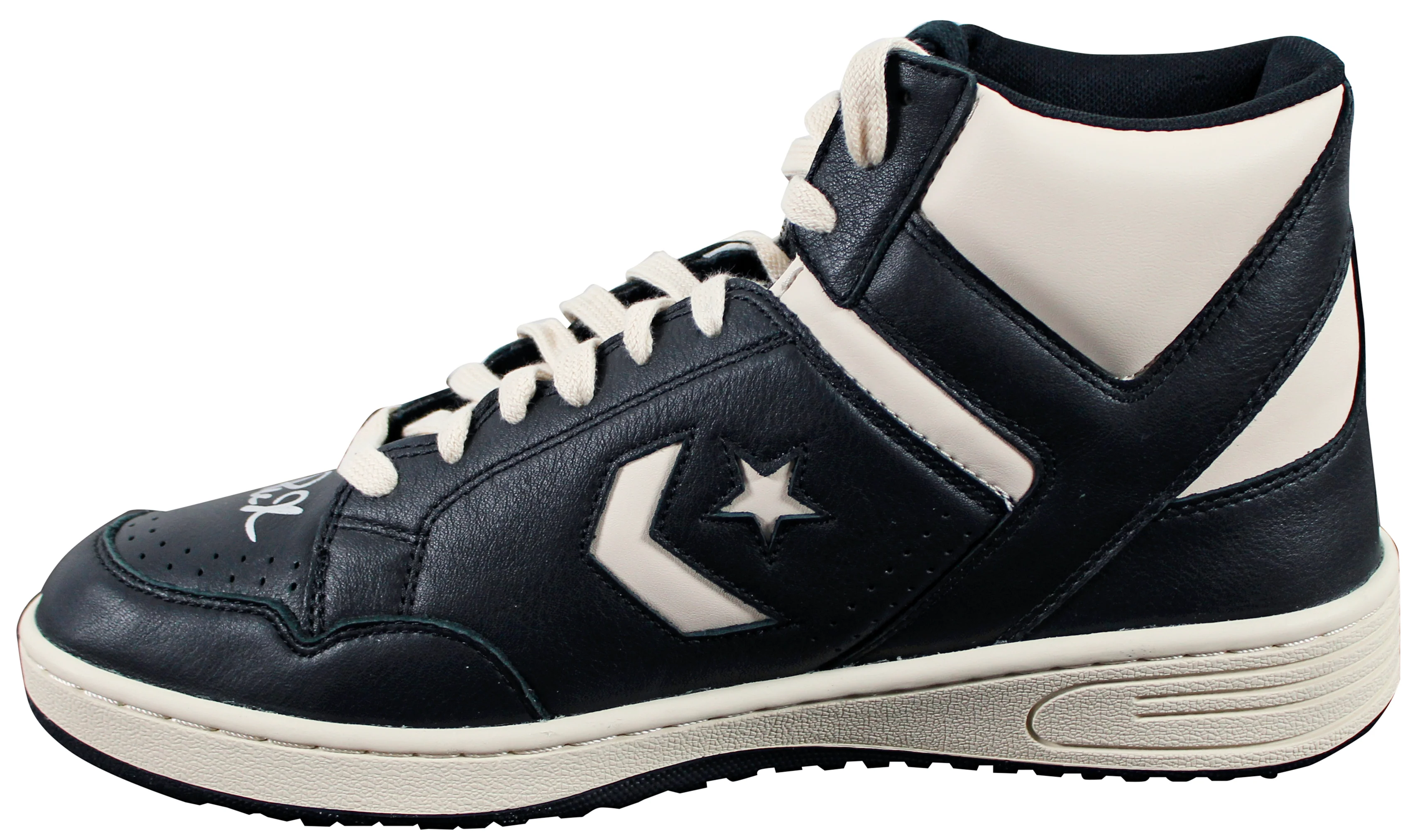 Lakers Magic Johnson Signed Right Black & White Converse Weapon Shoe BAS Wit 1 - Image 5