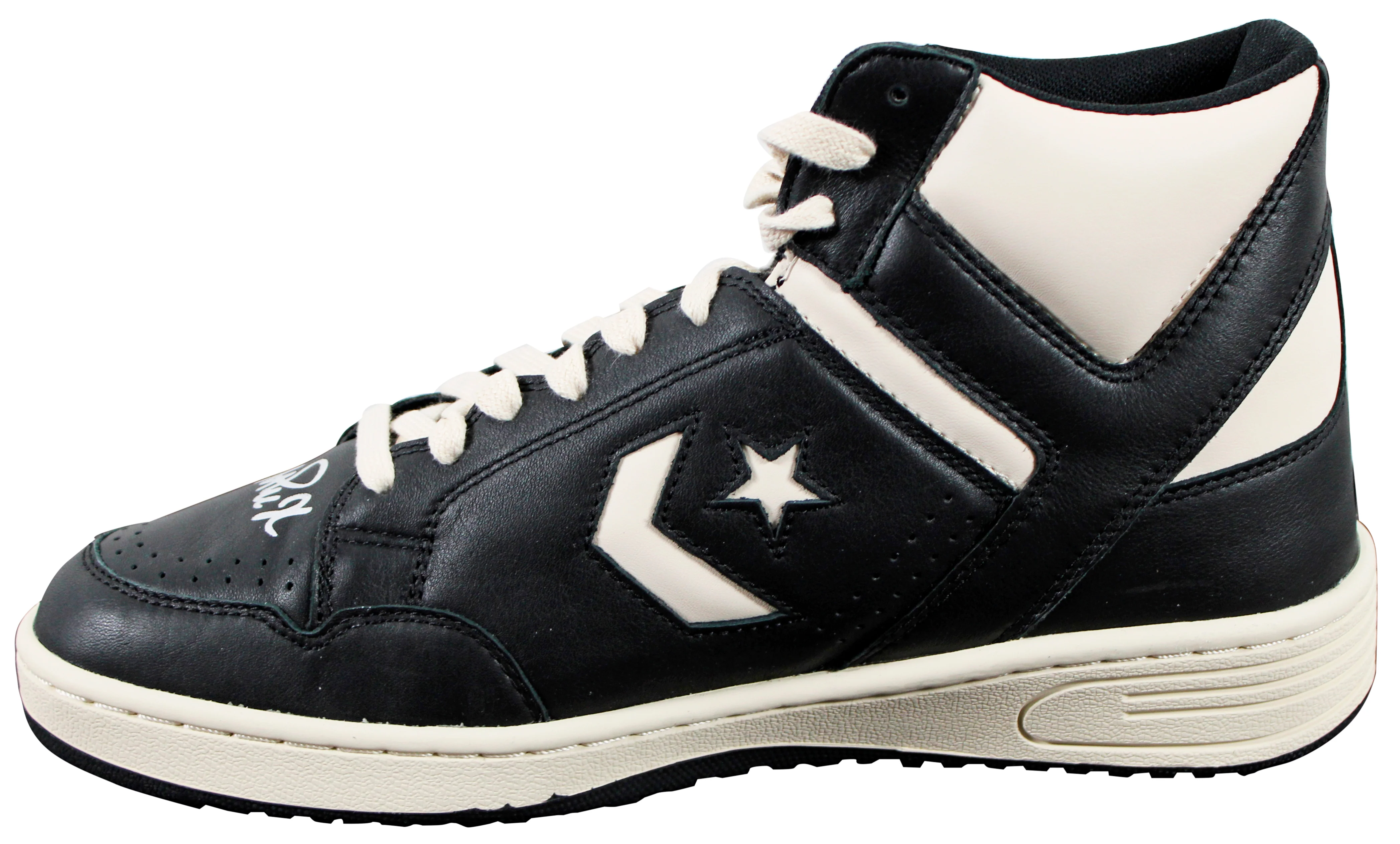 Lakers Magic Johnson Signed Right Black & White Converse Weapon Shoe BAS Wit 2 - Image 5