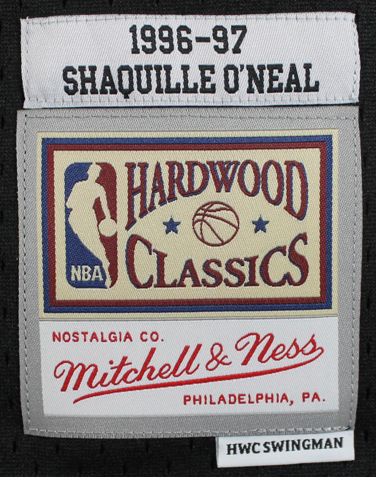 Lakers Shaquille O'Neal Signed Black M&N 1996-97 HWC Swingman Jersey BAS Witness - Image 5