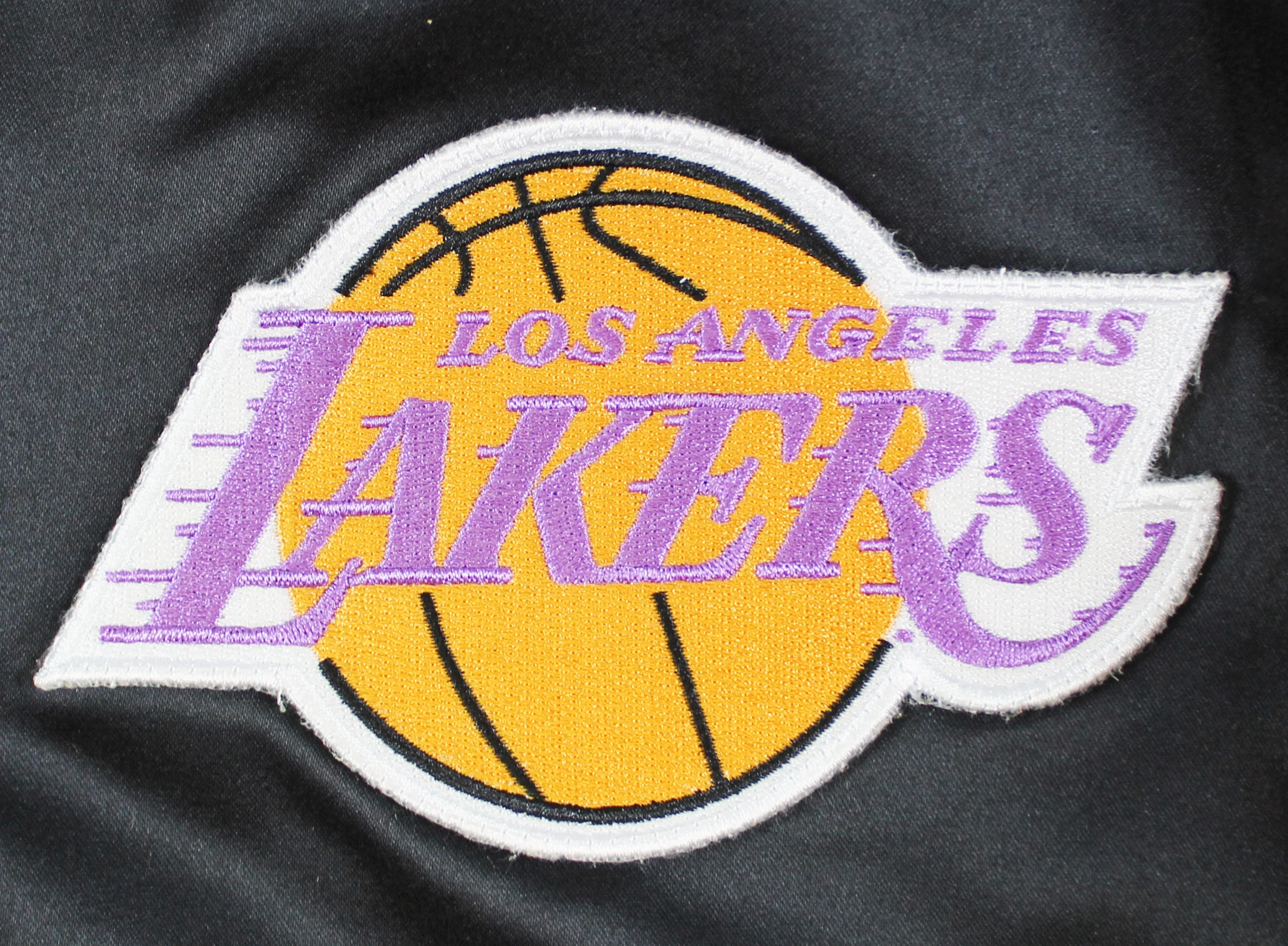 Lakers Shaquille O'Neal Signed Black NBA Champs M&N Bomber Jacket BAS Witnessed - Image 9