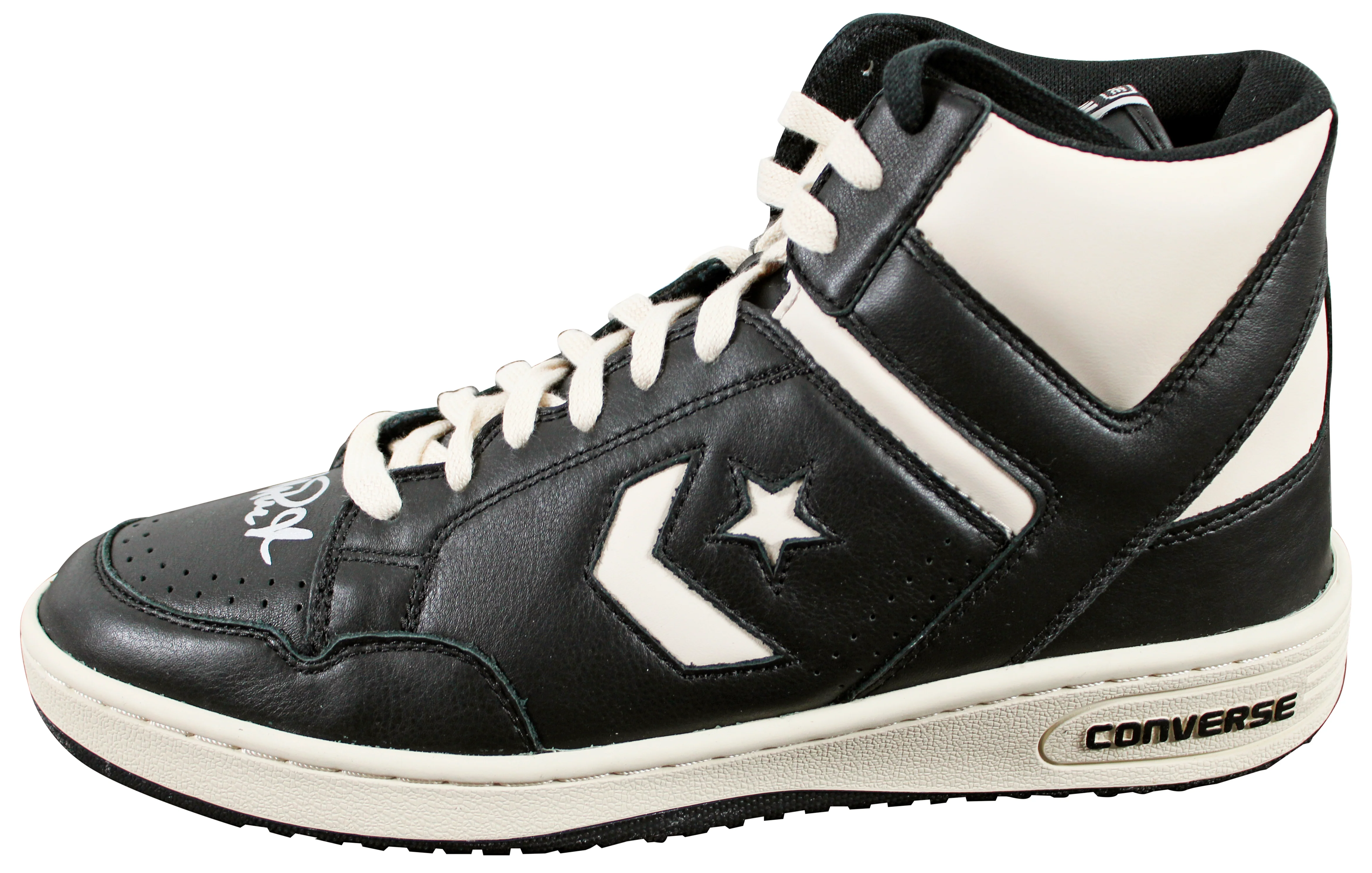 Magic Johnson Signed Left Black & White Converse Weapon Shoe W/ Case BAS Wit 1 - Image 6