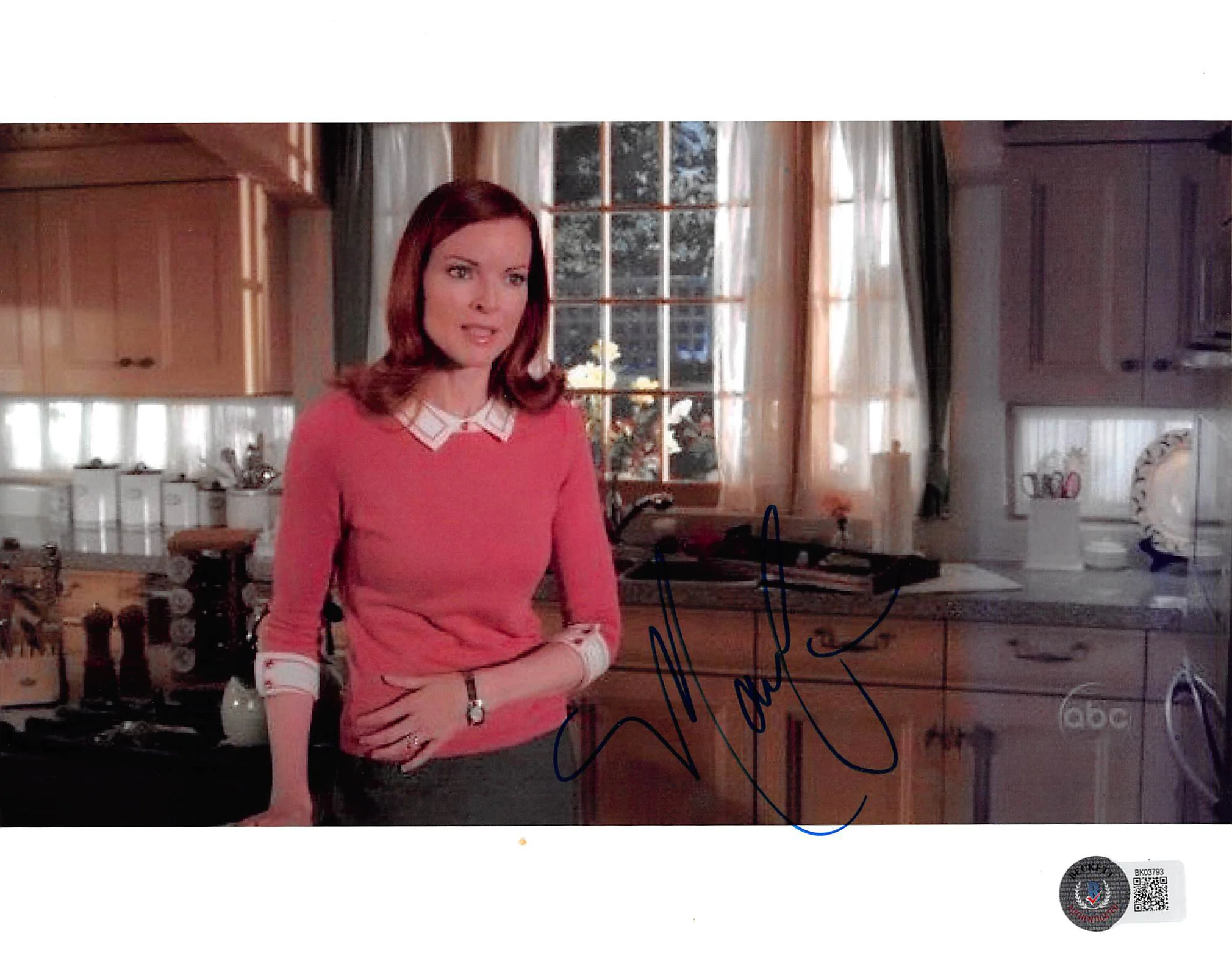 Marcia Cross Desperate Housewives Authentic Signed 8x10 Photo BAS #BK03793 - Image 2