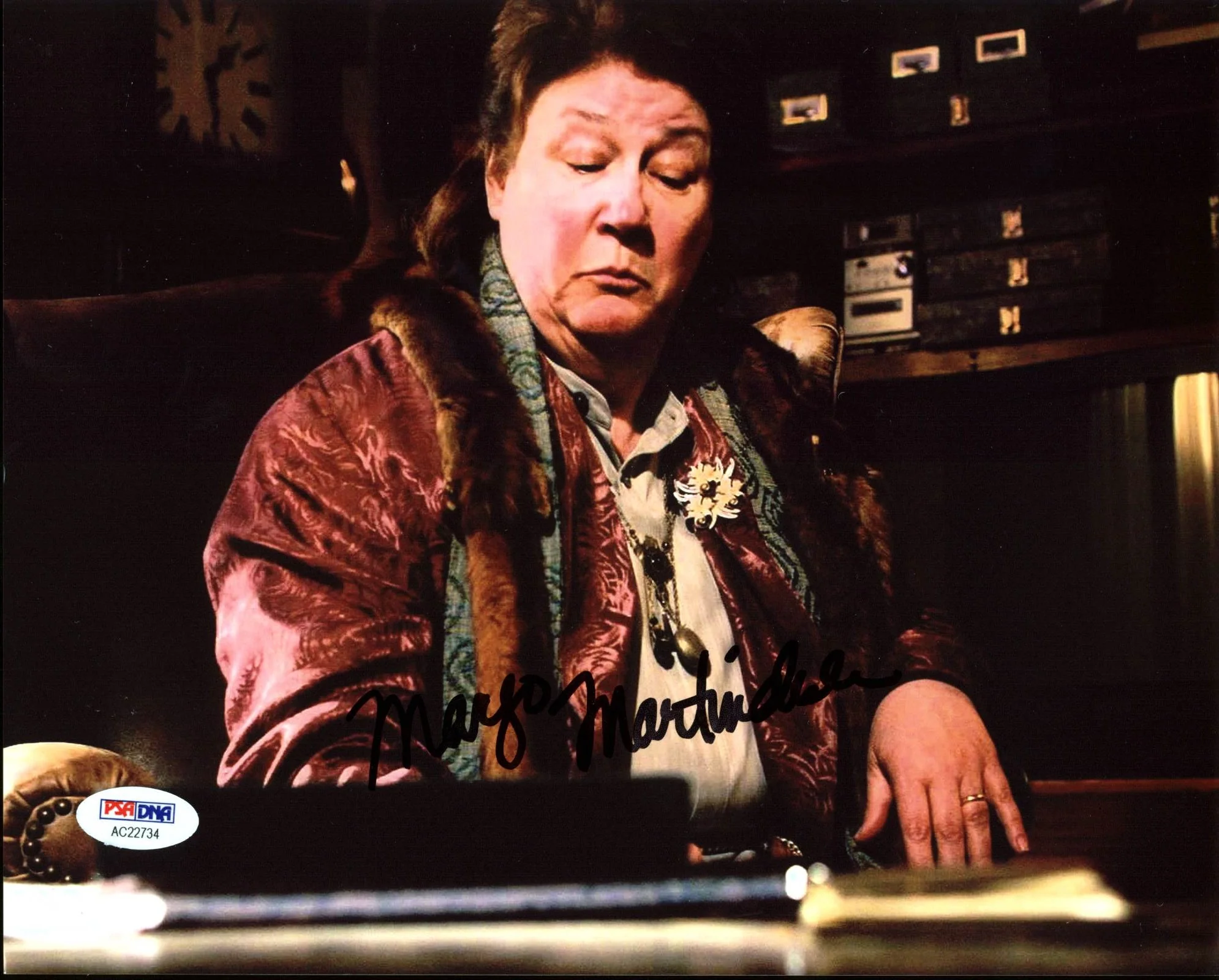 Margo Martindale Justified Authentic Signed 8X10 Photo PSA/DNA #AC22734