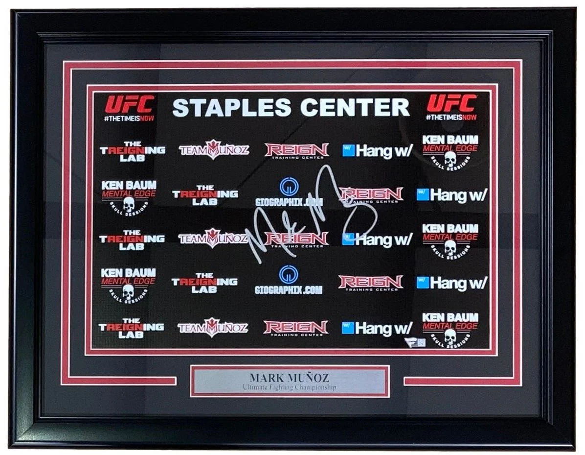 Mark Munoz Signed Framed 11x17 MMA Canvas Fanatics