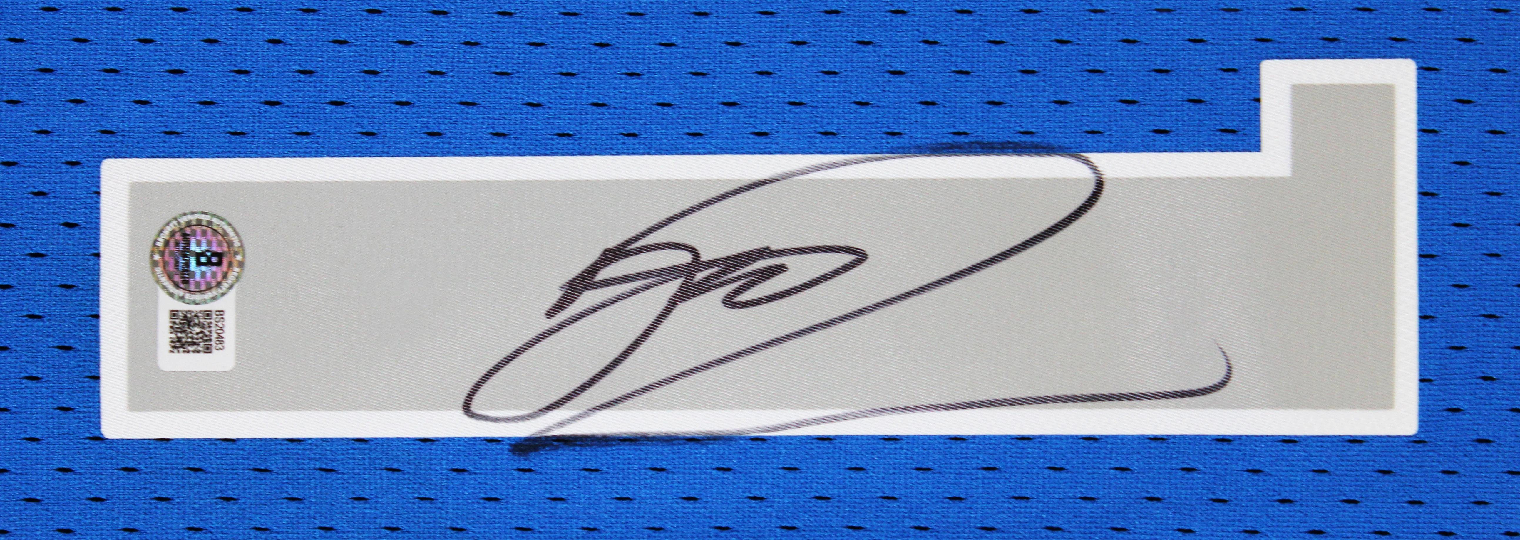 Mavericks Dirk Nowitzki Signed Blue M&N 2010-11 HWC Swingman Jersey BAS #BS20483 - Image 4