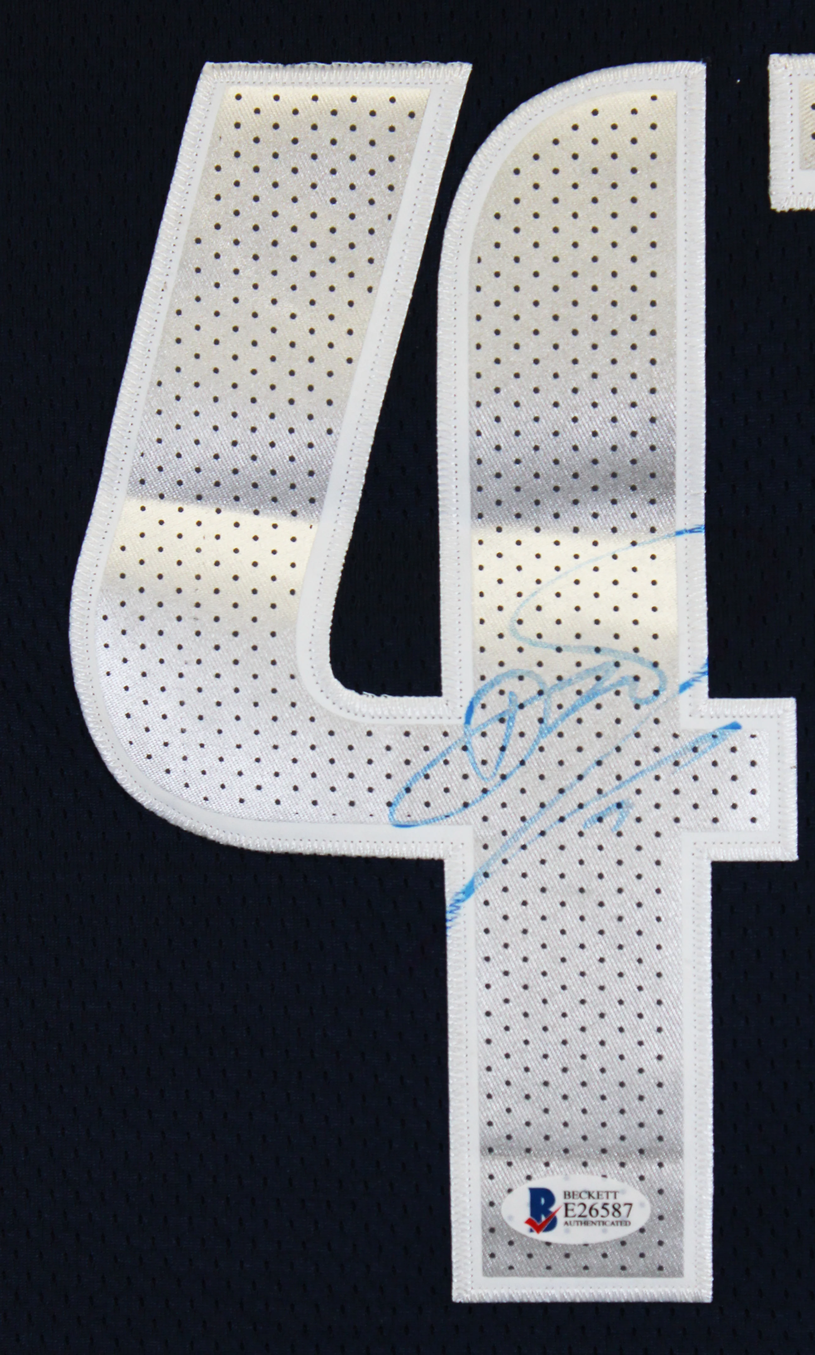 Mavericks Dirk Nowitzki Signed Navy Blue Nike Swingman Jersey BAS #E26587 - Image 4