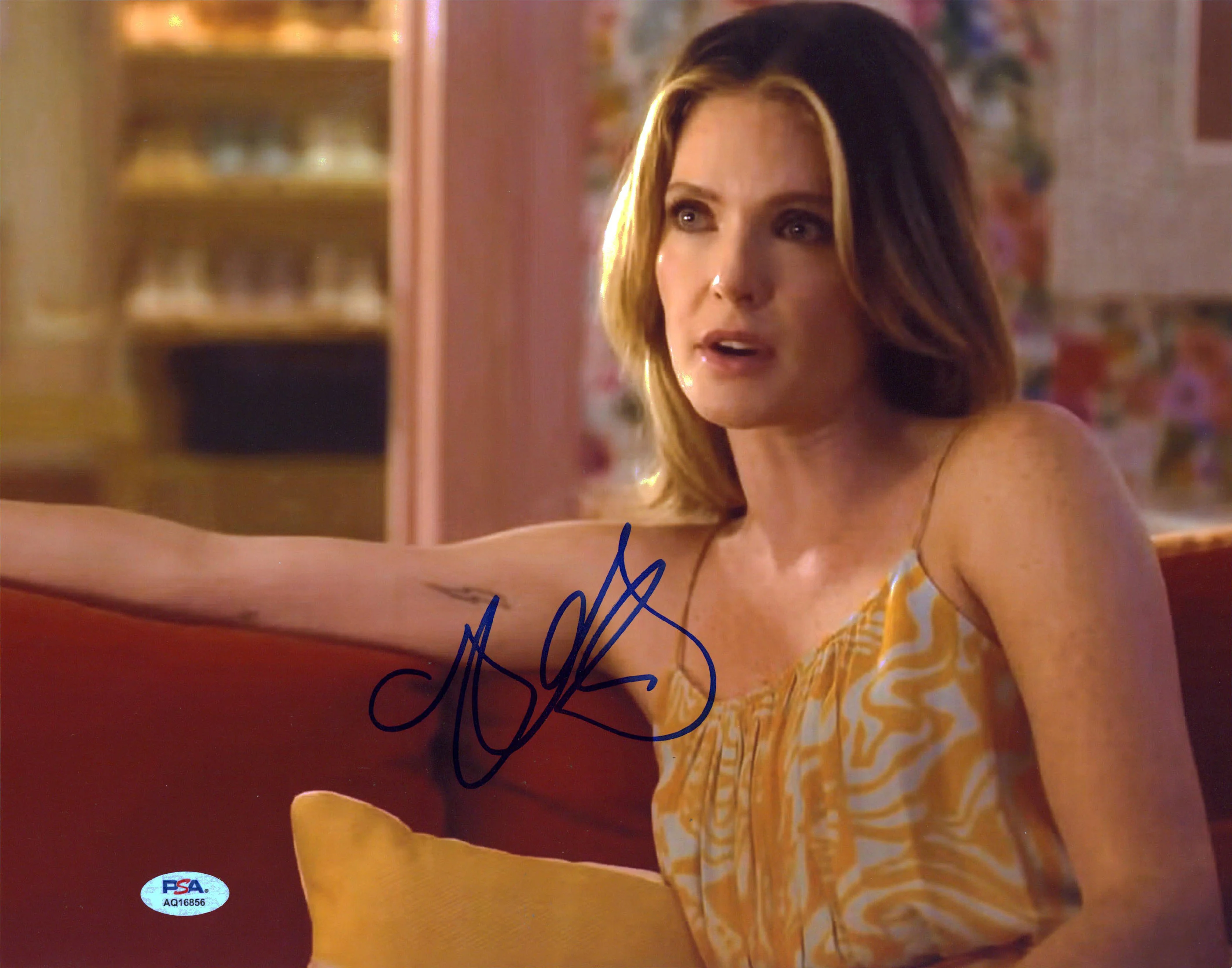 Meghann Fahy The White Lotus Authentic Signed 11x14 Photo PSA/DNA #AQ16856 - Image 2
