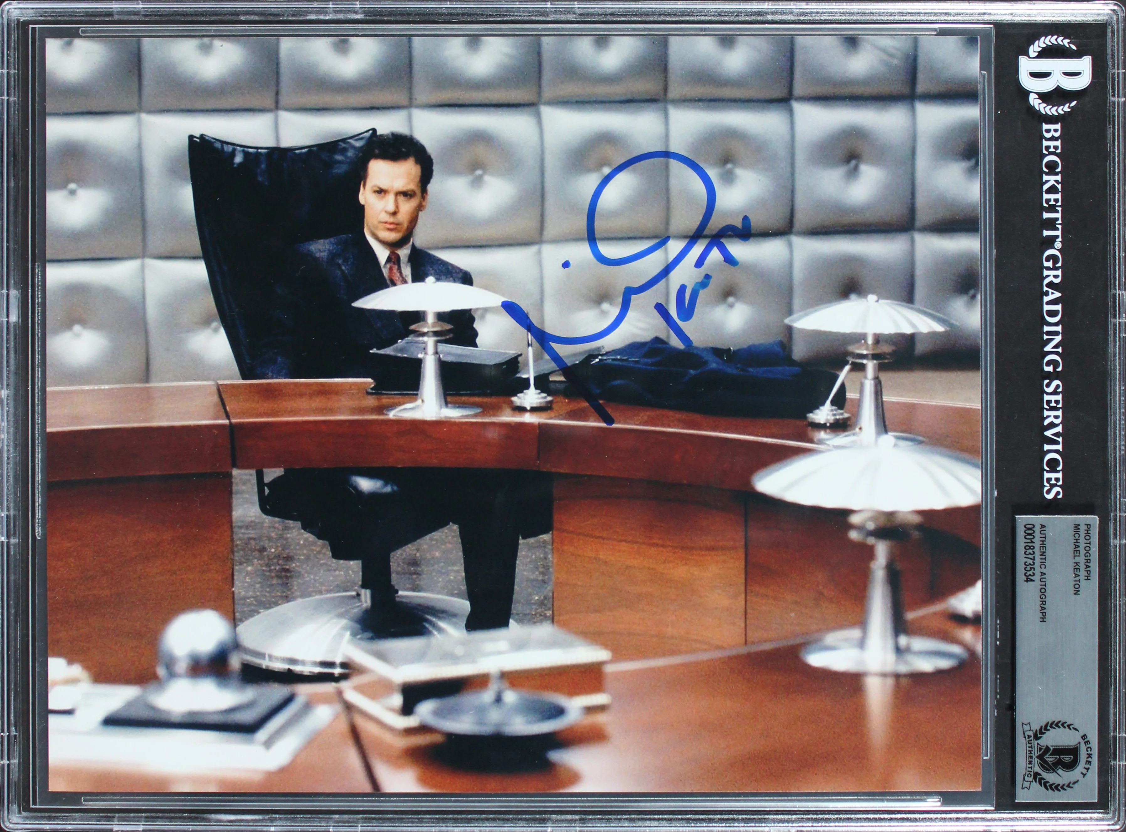 Michael Keaton Batman Authentic Signed 8x10 Horizontal Photo BAS Slabbed - Image 2