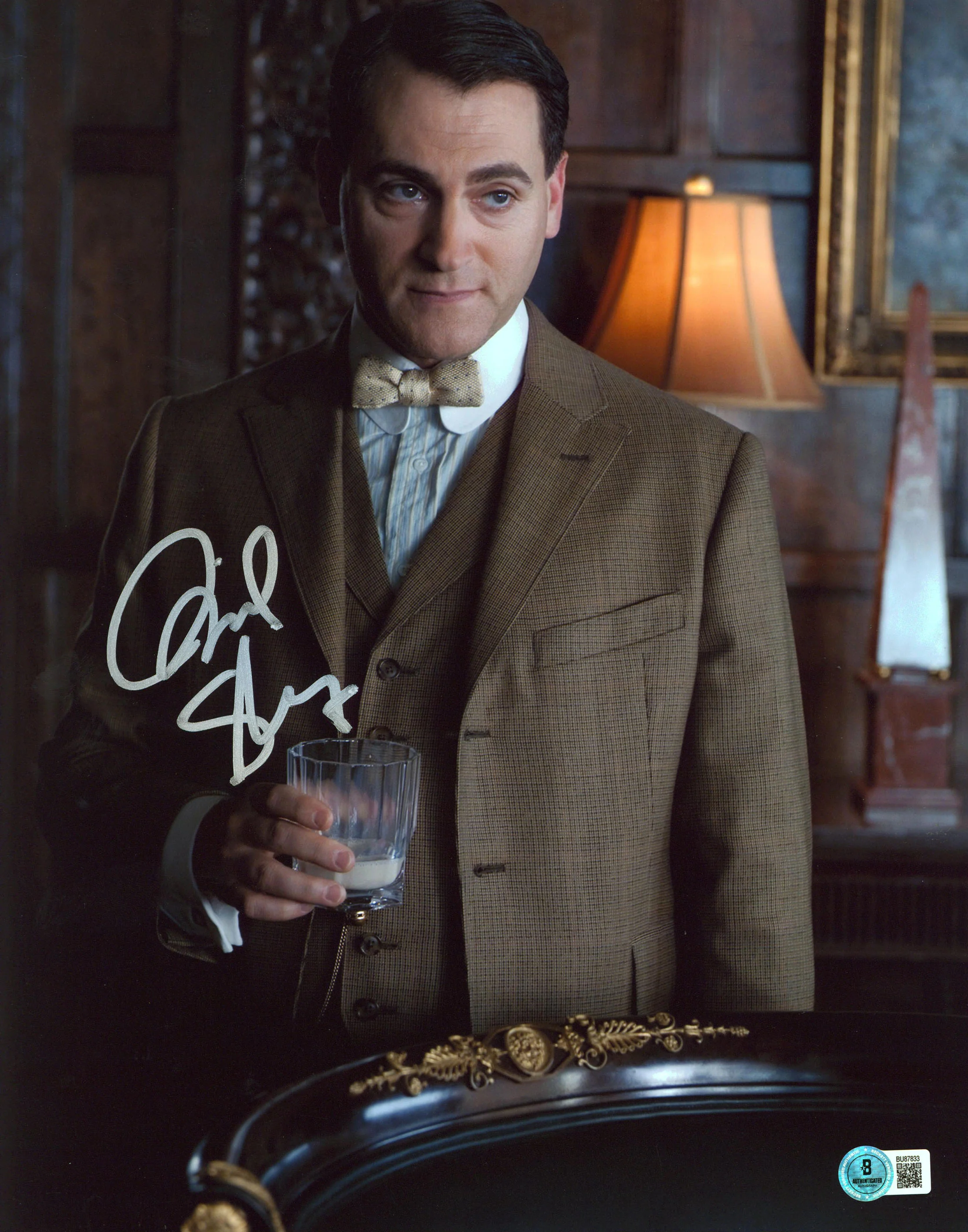 Michael Stuhlbarg A Serious Man Authentic Signed 11x14 Photo BAS #BU87833 - Image 2
