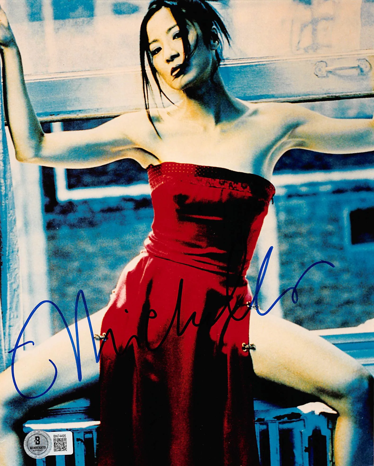 Michelle Yeoh Crazy Rich Asians Authentic Signed 8x10 Sexy Photo BAS #BN74495 - Image 2