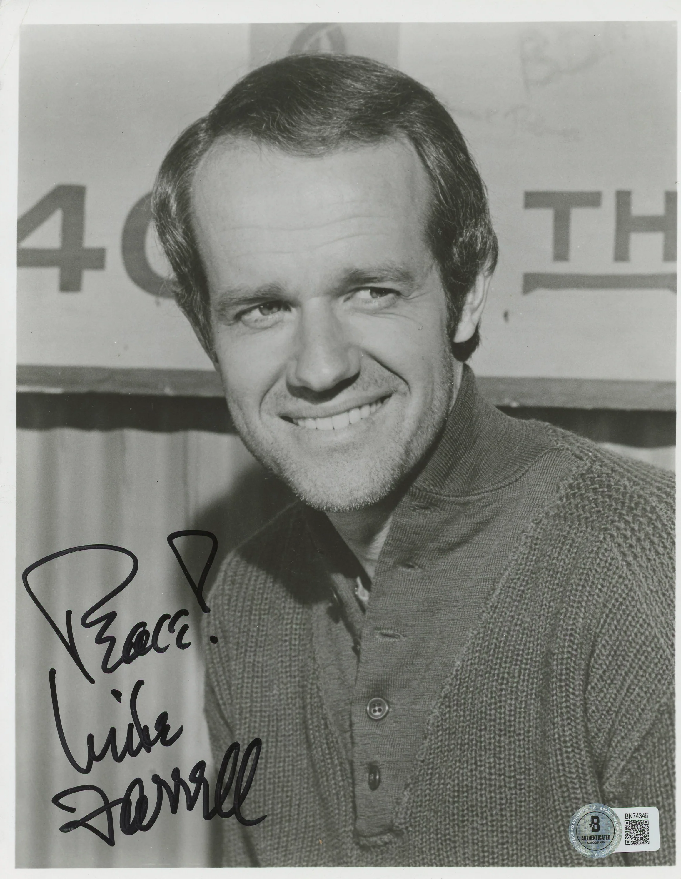 Mike Farrell M*A*S*H "Peace!" Authentic Signed 8x10 Photo BAS #BN74346