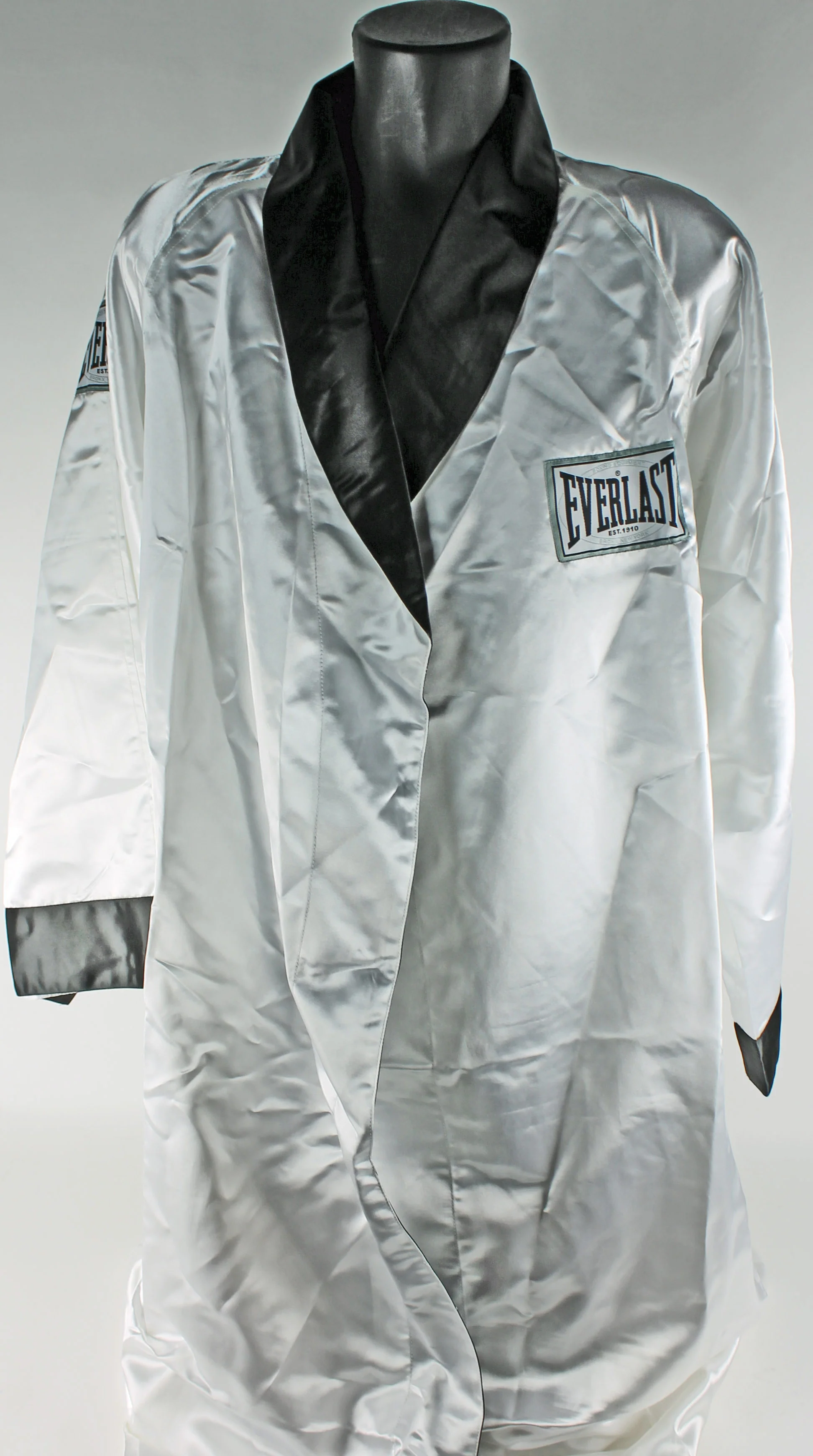 Muhammad Ali Authentic Signed Everlast Boxing Robe PSA/DNA ITP #4A53182 - Image 4