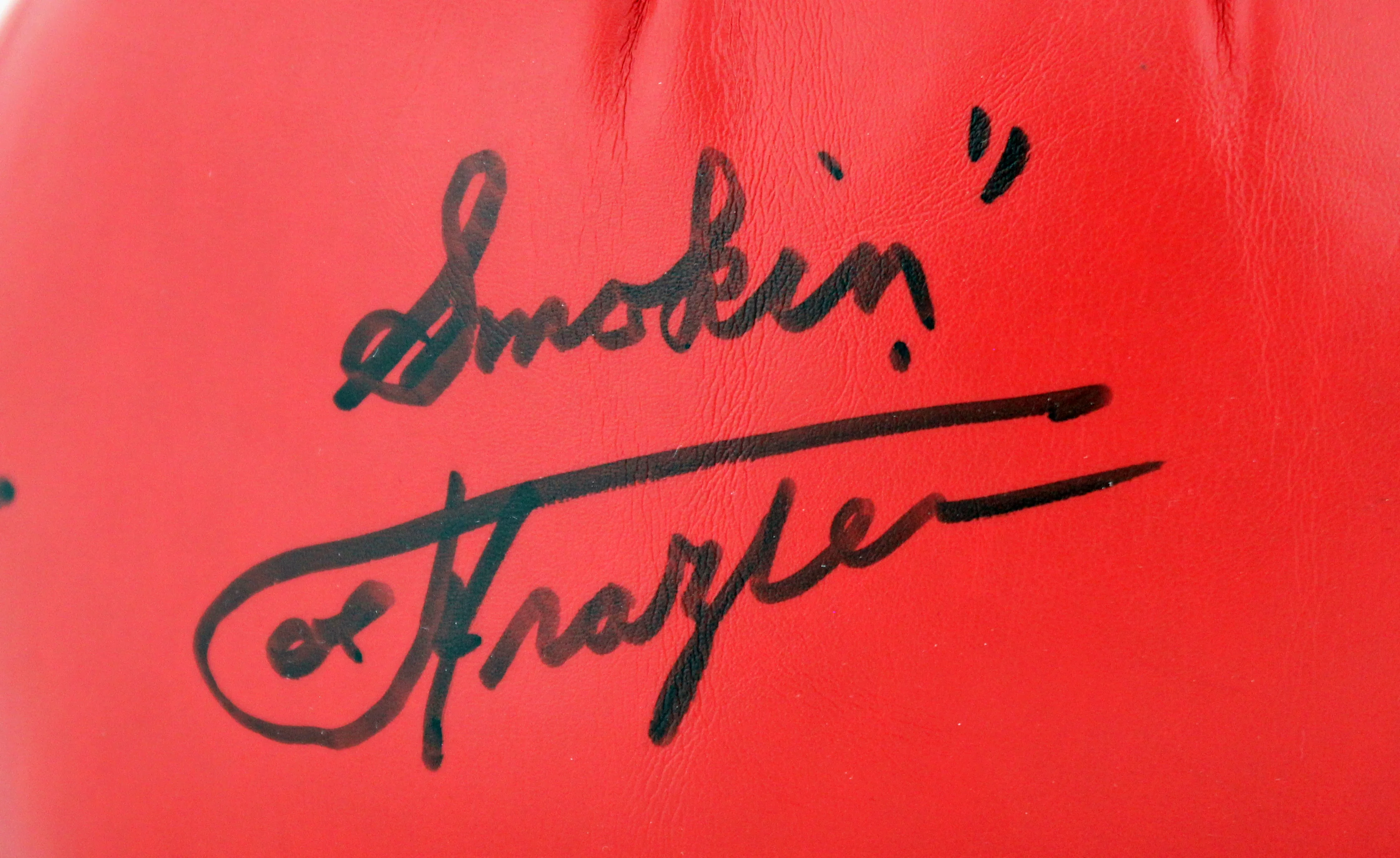 Muhammad Ali & Joe Frazier Signed Red Everlast Boxing Glove PSA/DNA #7A05939 - Image 3