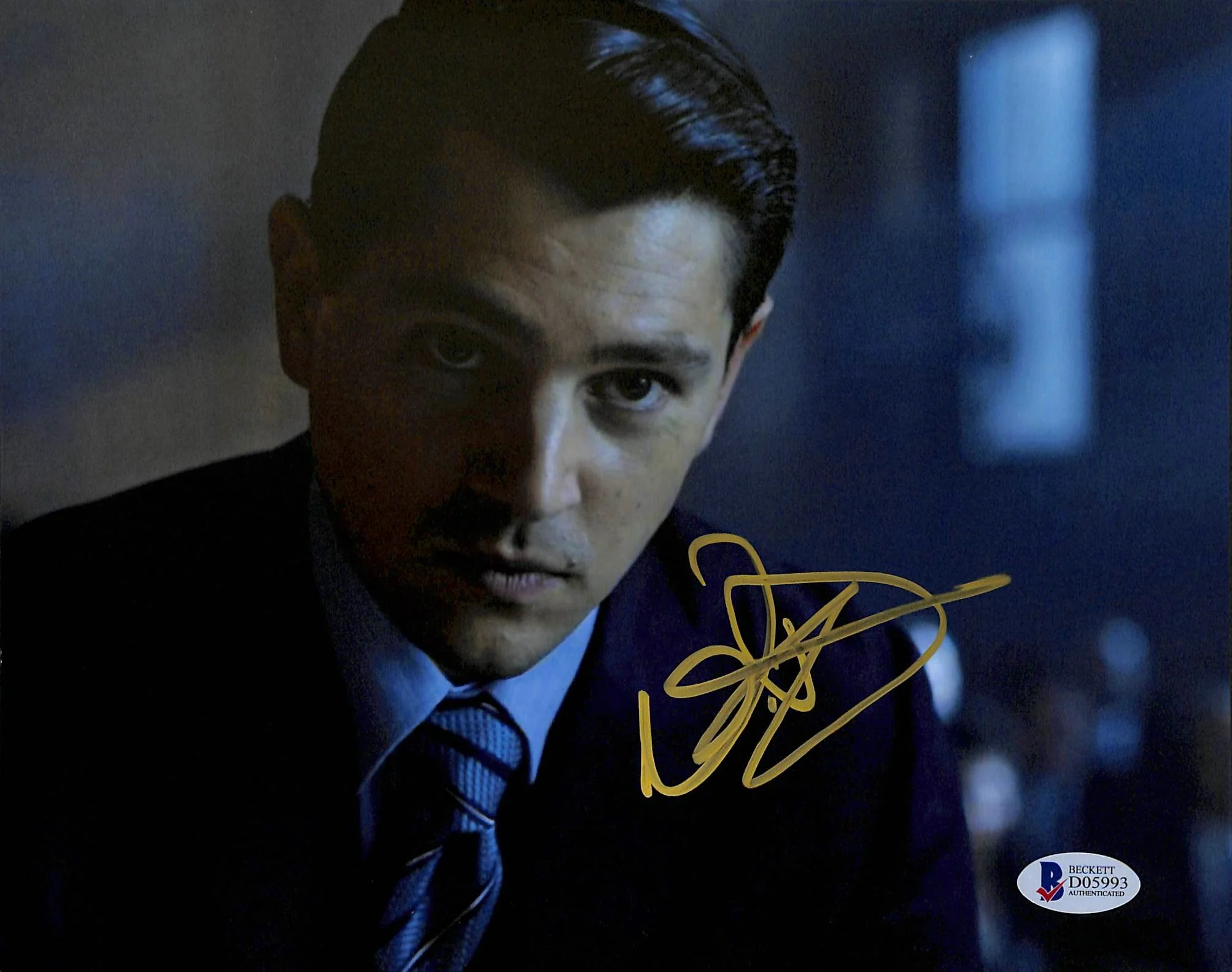 Nicholas D'Agosto Gotham Authentic Signed 8x10 Photo Autographed BAS #D05993 - Image 2