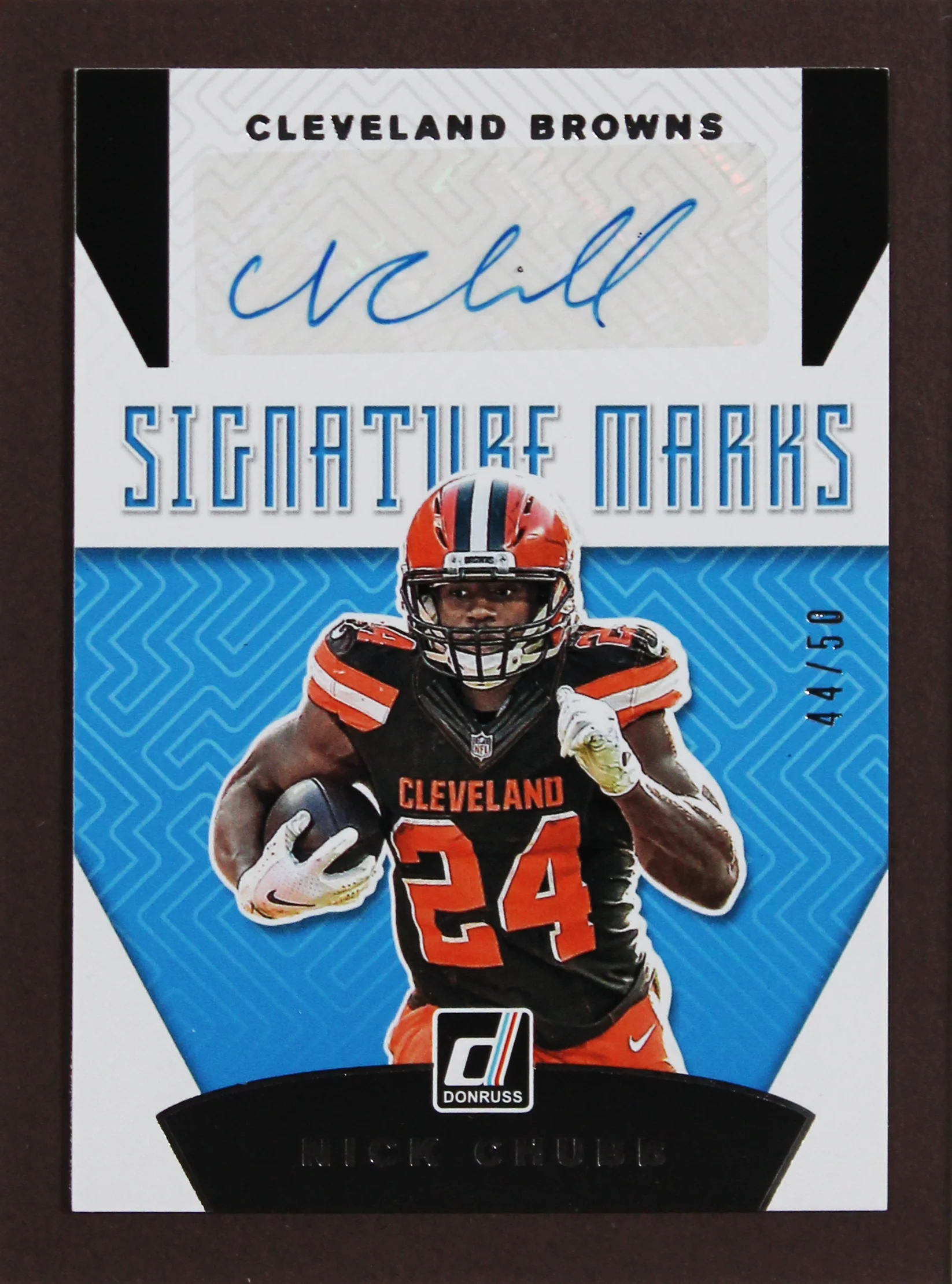 Nick Chubb Signed & Framed 2019 Panini Donruss Signature Marks #SM-18 44/50 Card - Image 3