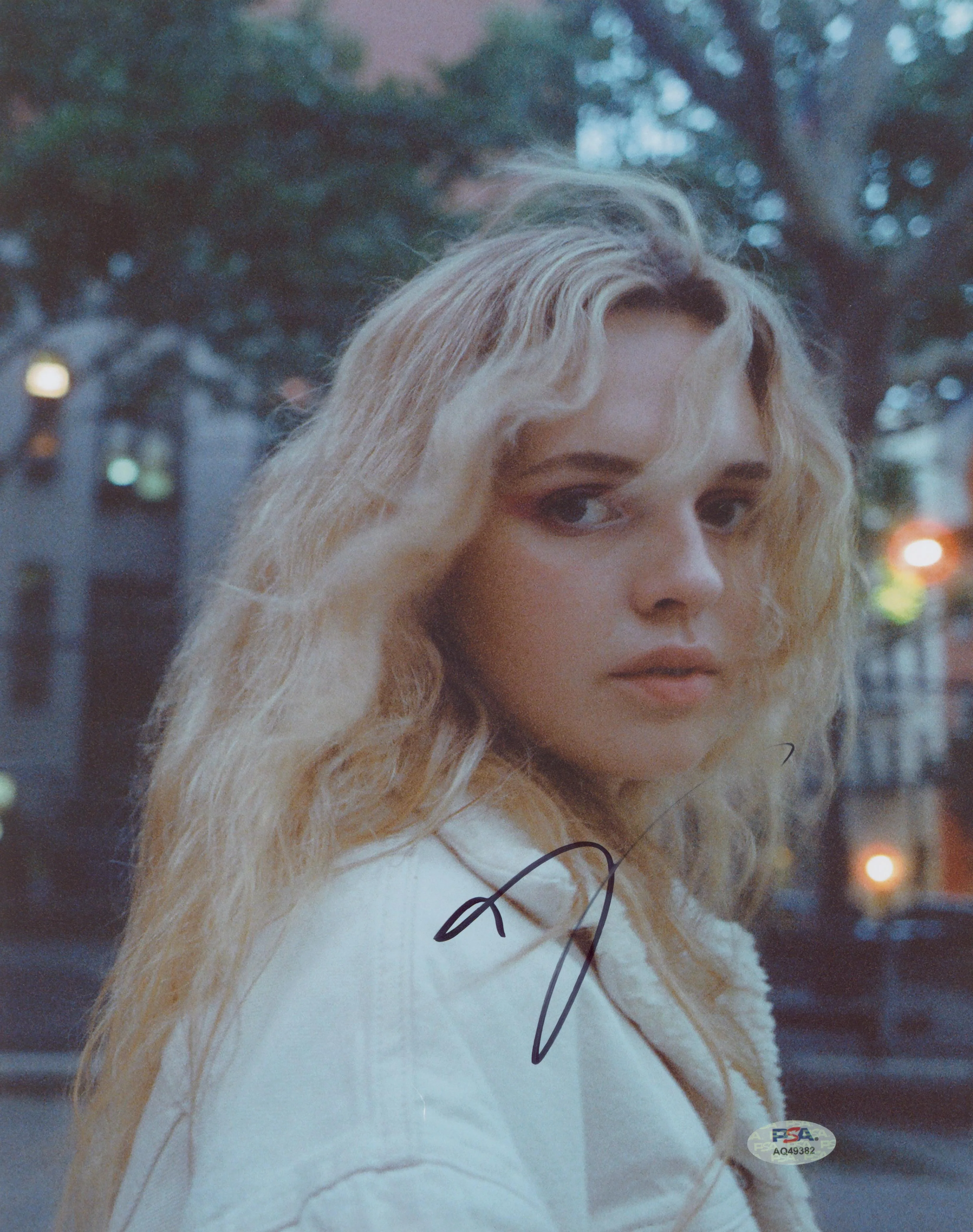 Odessa Young The Stand Authentic Signed 11x14 Vertical Photo PSA/DNA #AQ49382