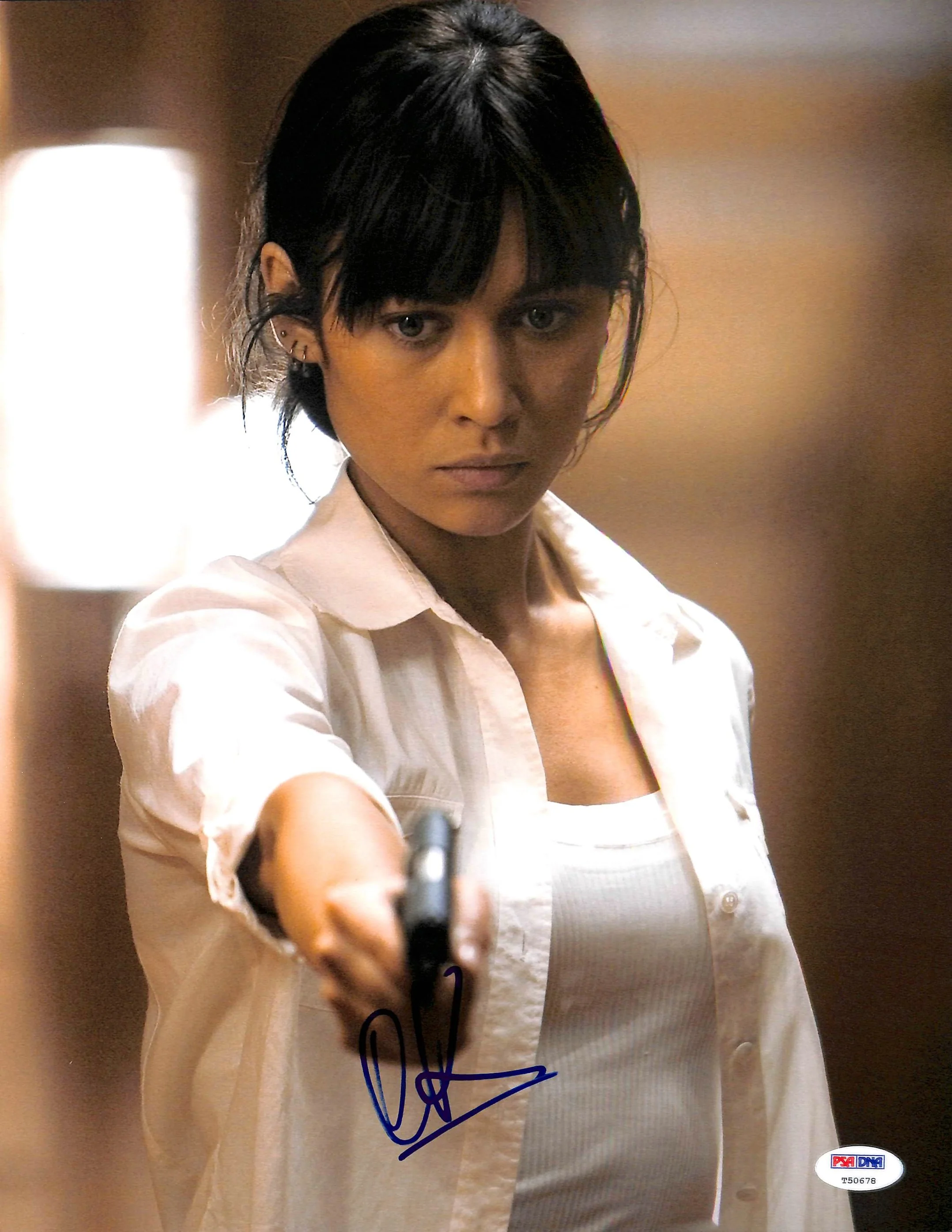 Olga Kurylenko Quantum of Solace Authentic Signed 11x14 Photo PSA/DNA #T50678 - Image 2