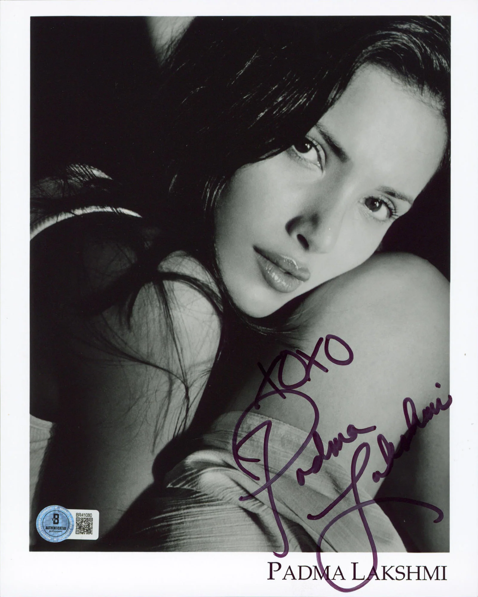 Padma Lakshmi Top Chef XOXO Authentic Signed 8x10 Vertical Photo BAS #BR41080 - Image 2