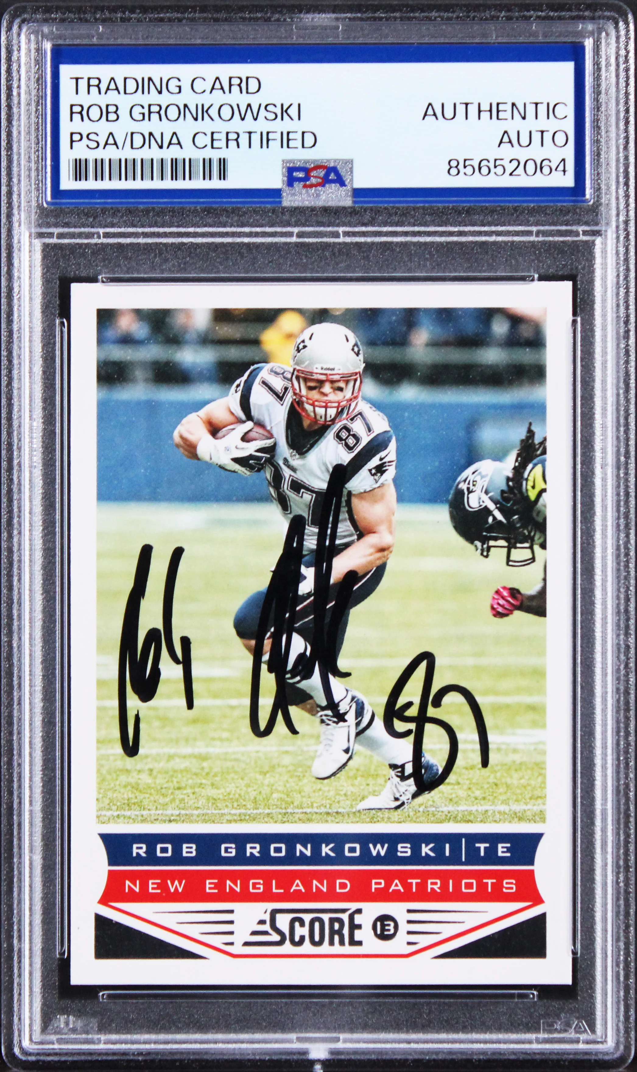 Patriots Rob Gronkowski Signed 2013 Panini Score #129 Card PSA/DNA Slabbed - Image 2
