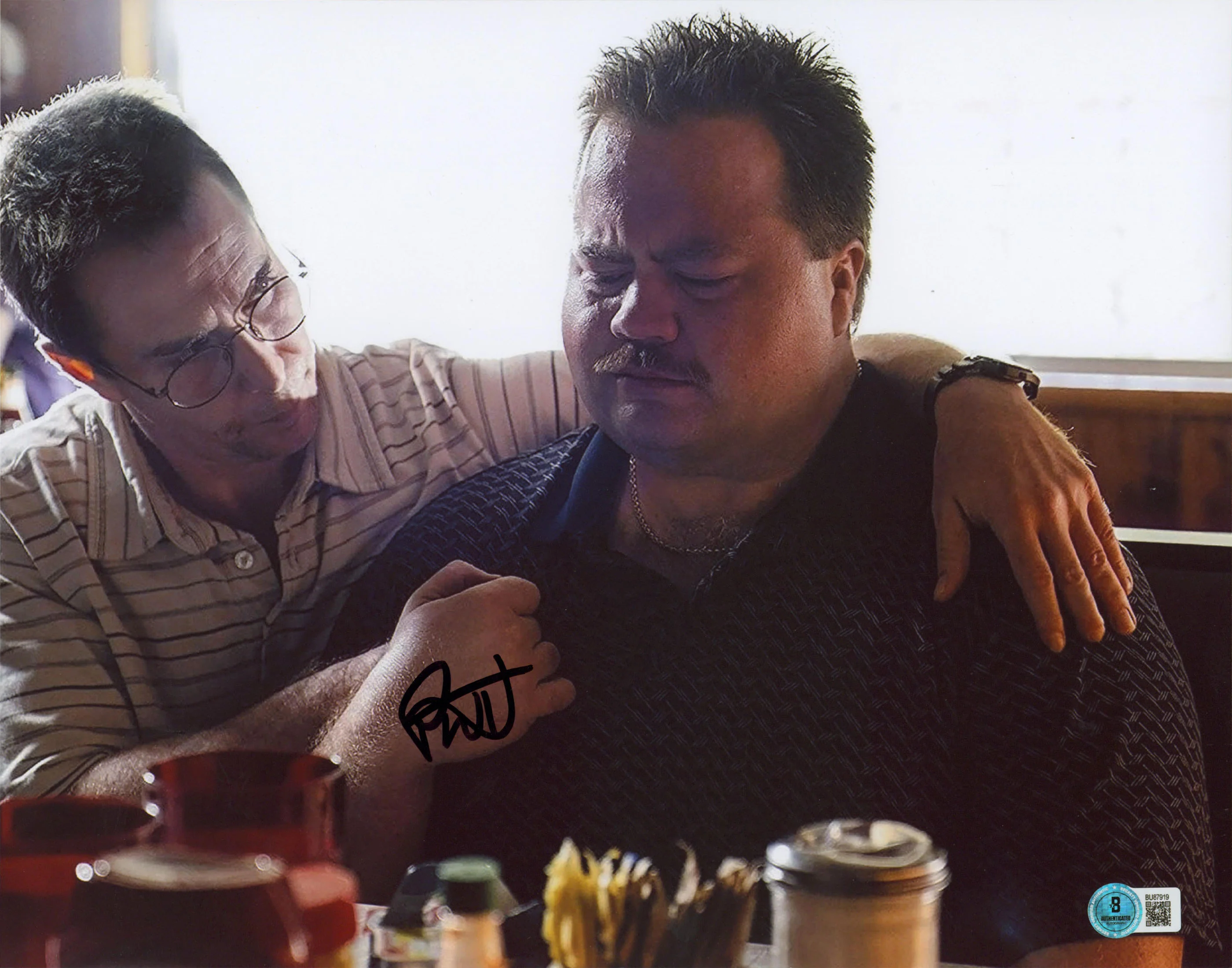 Paul Walter Hauser Richard Jewell Authentic Signed 11x14 Photo BAS #BU87919 - Image 2